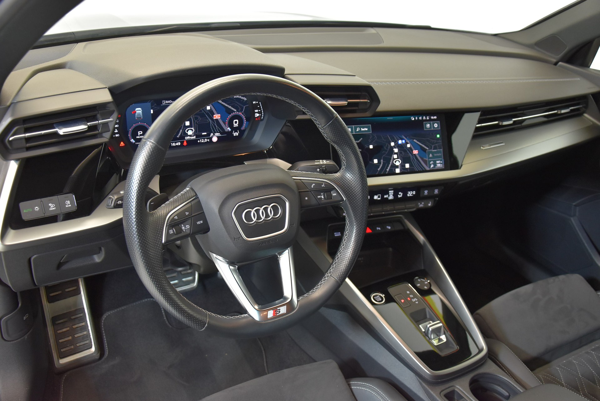 AUDI A3 Sportback 35 TFSI S line Attraction S-tronic-image-5