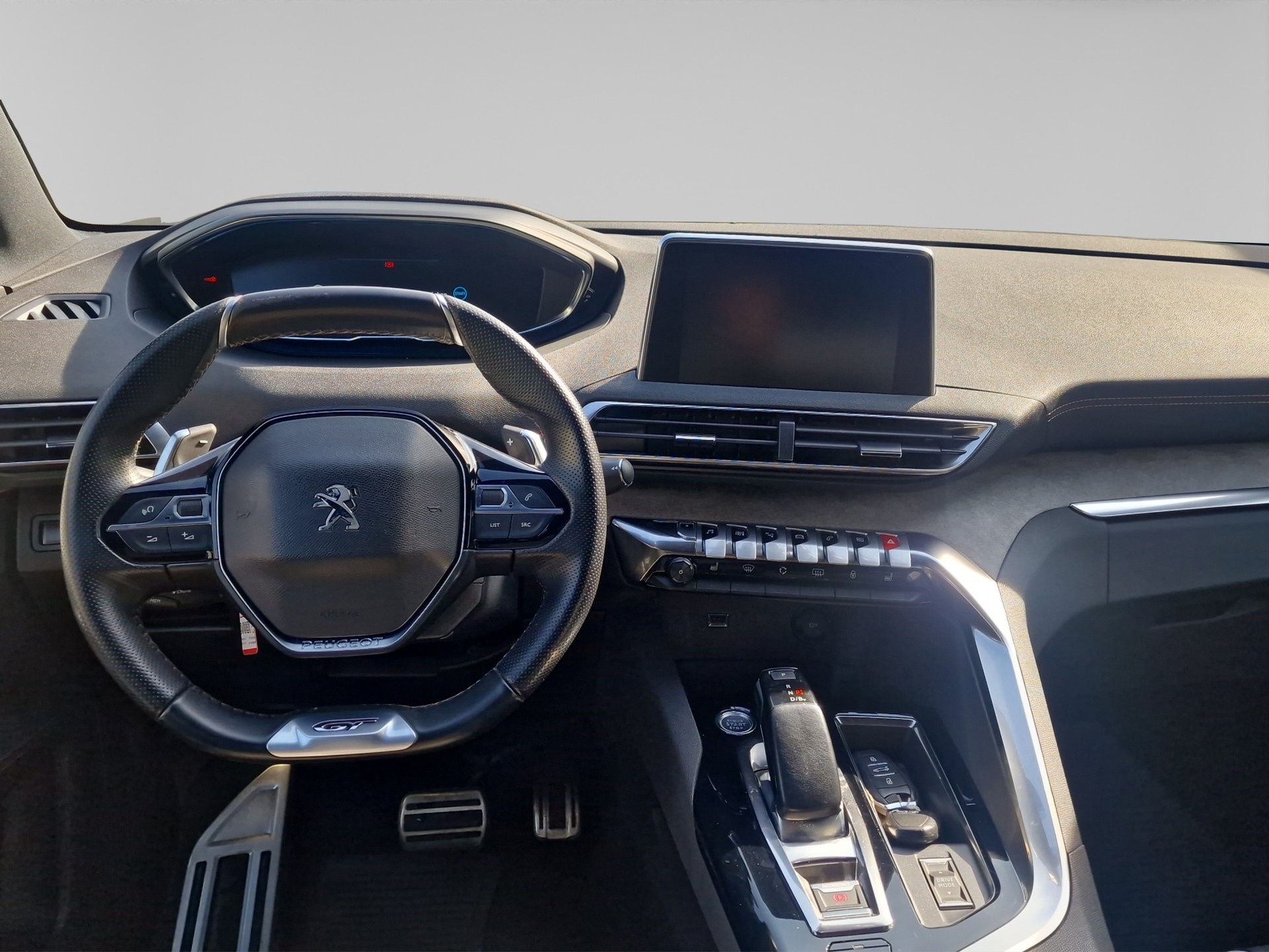 PEUGEOT 3008 1.6 Plug-in Hybrid4 GT-image-10