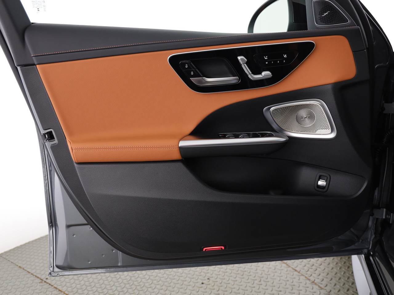MERCEDES-BENZ C 220 d T 4 Matic-image-12