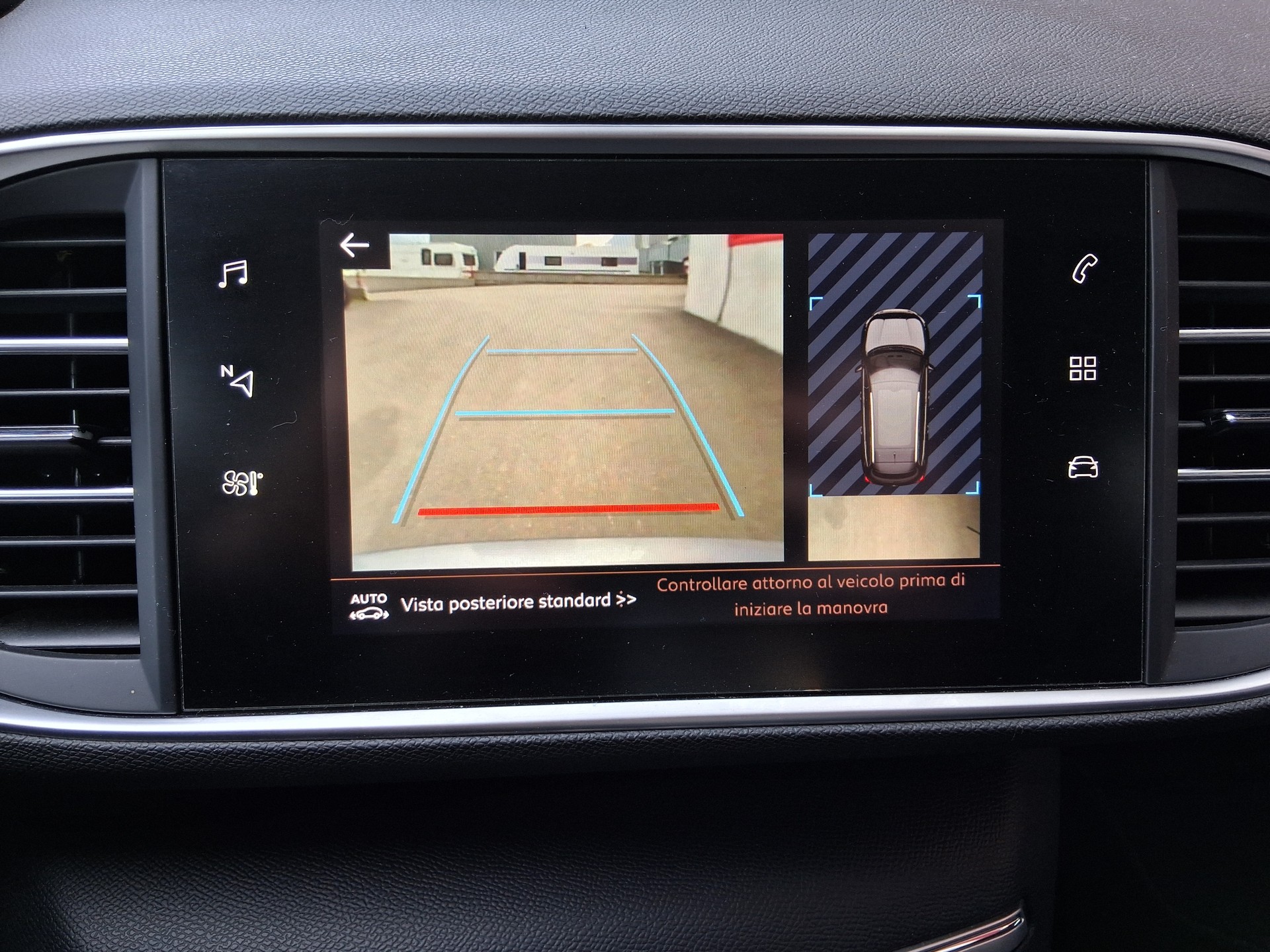 PEUGEOT 308 SW 1.5 BlueHDI Tech Edition EAT8-image-10