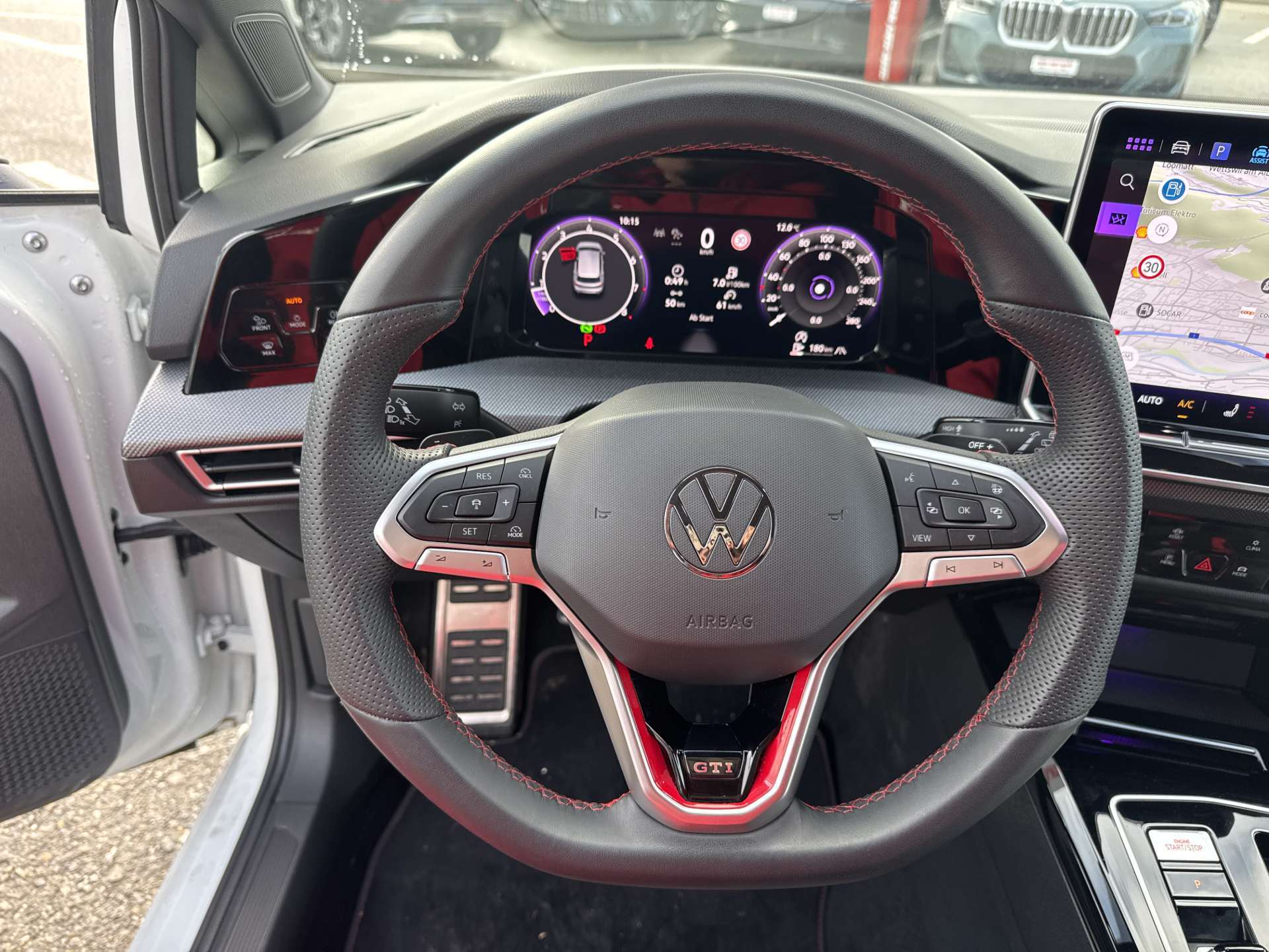 VW Golf 2.0 TSi GTi 266PS DSG-Automat-image-15