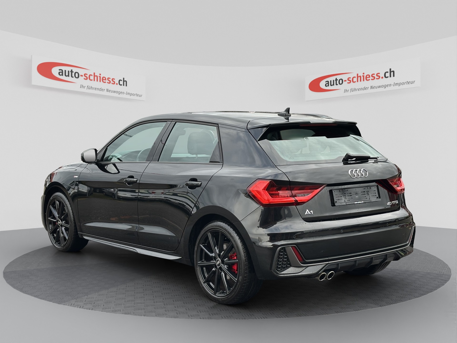 AUDI A1 Sportback 40 TFSI S Line S-tronic-image-2