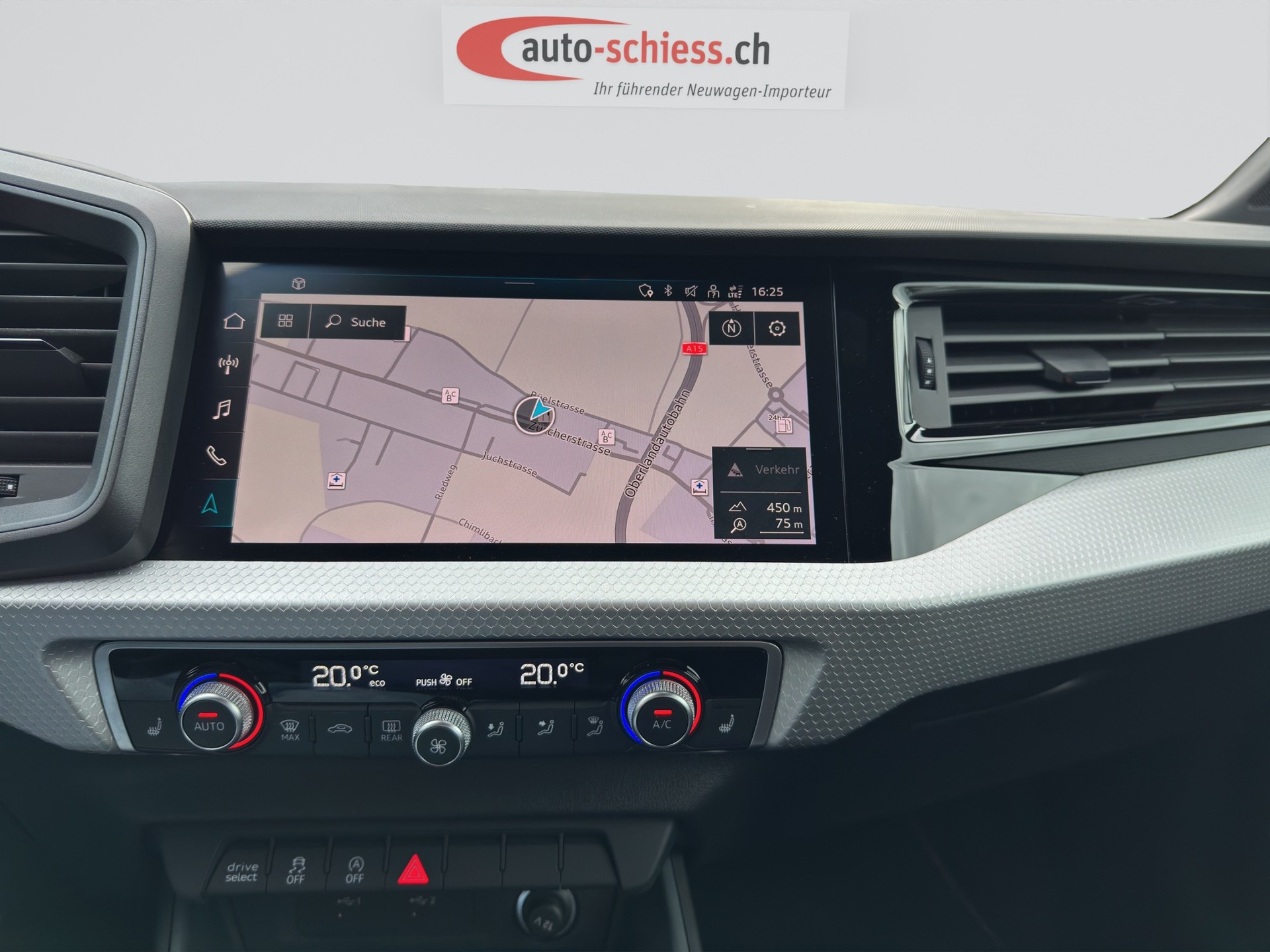 AUDI A1 Sportback 40 TFSI S Line S-tronic-image-11