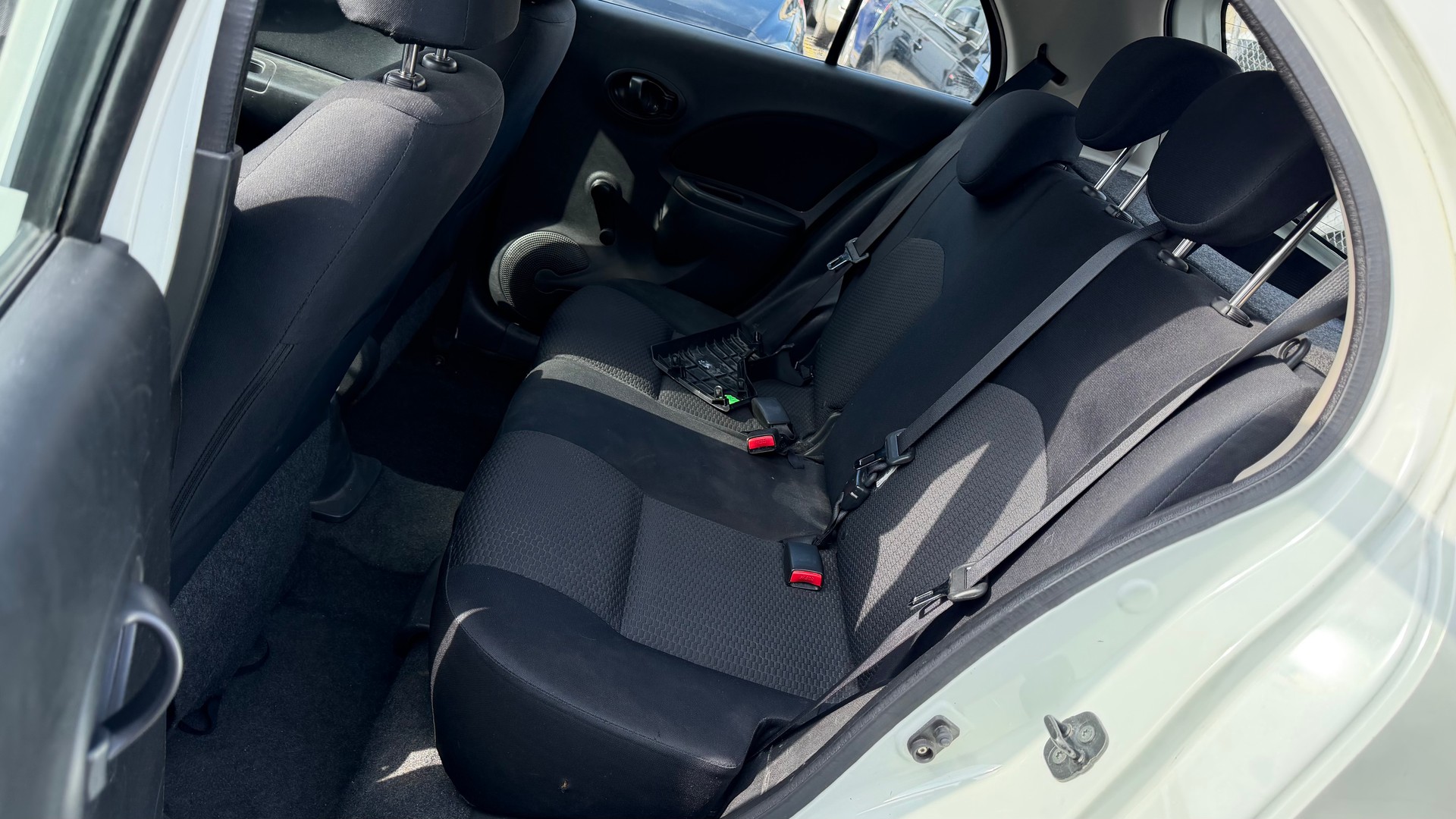 NISSAN Micra 1.2 DIG-S acenta-image-9