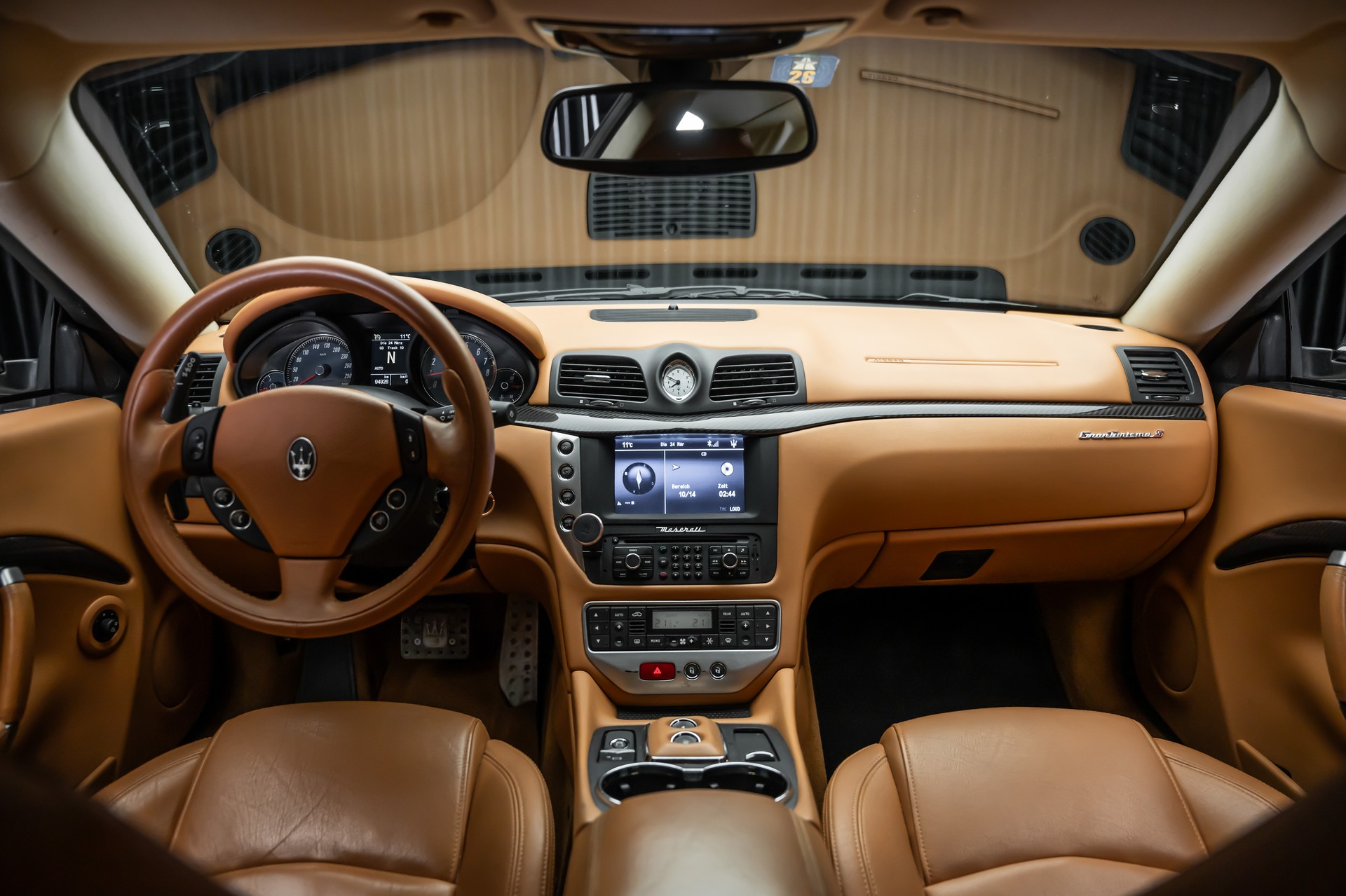 MASERATI GranTurismo S Automatica-image-17