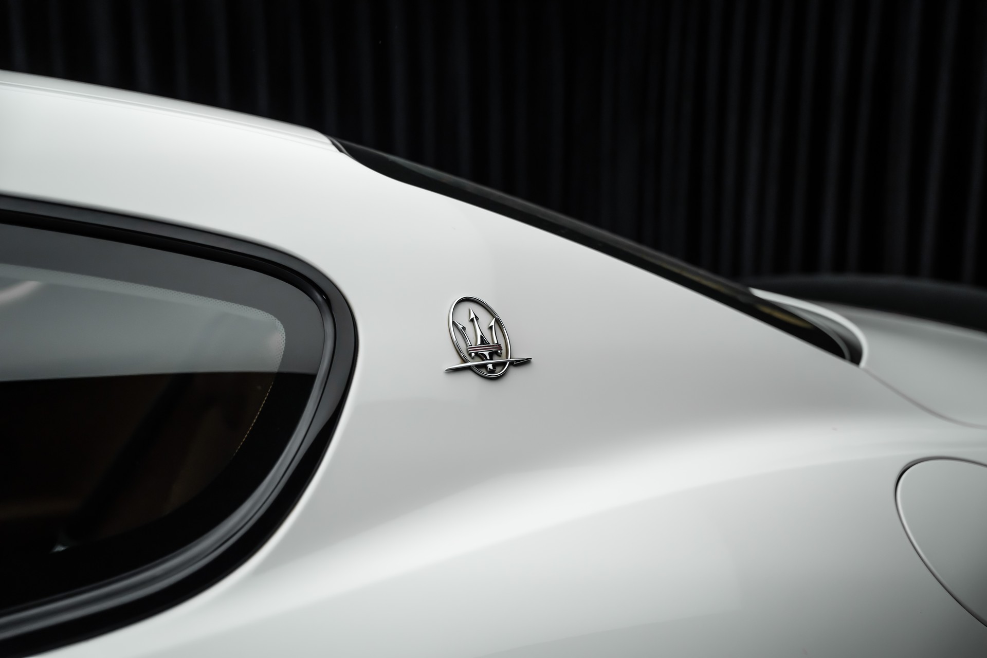 MASERATI GranTurismo S Automatica-image-7