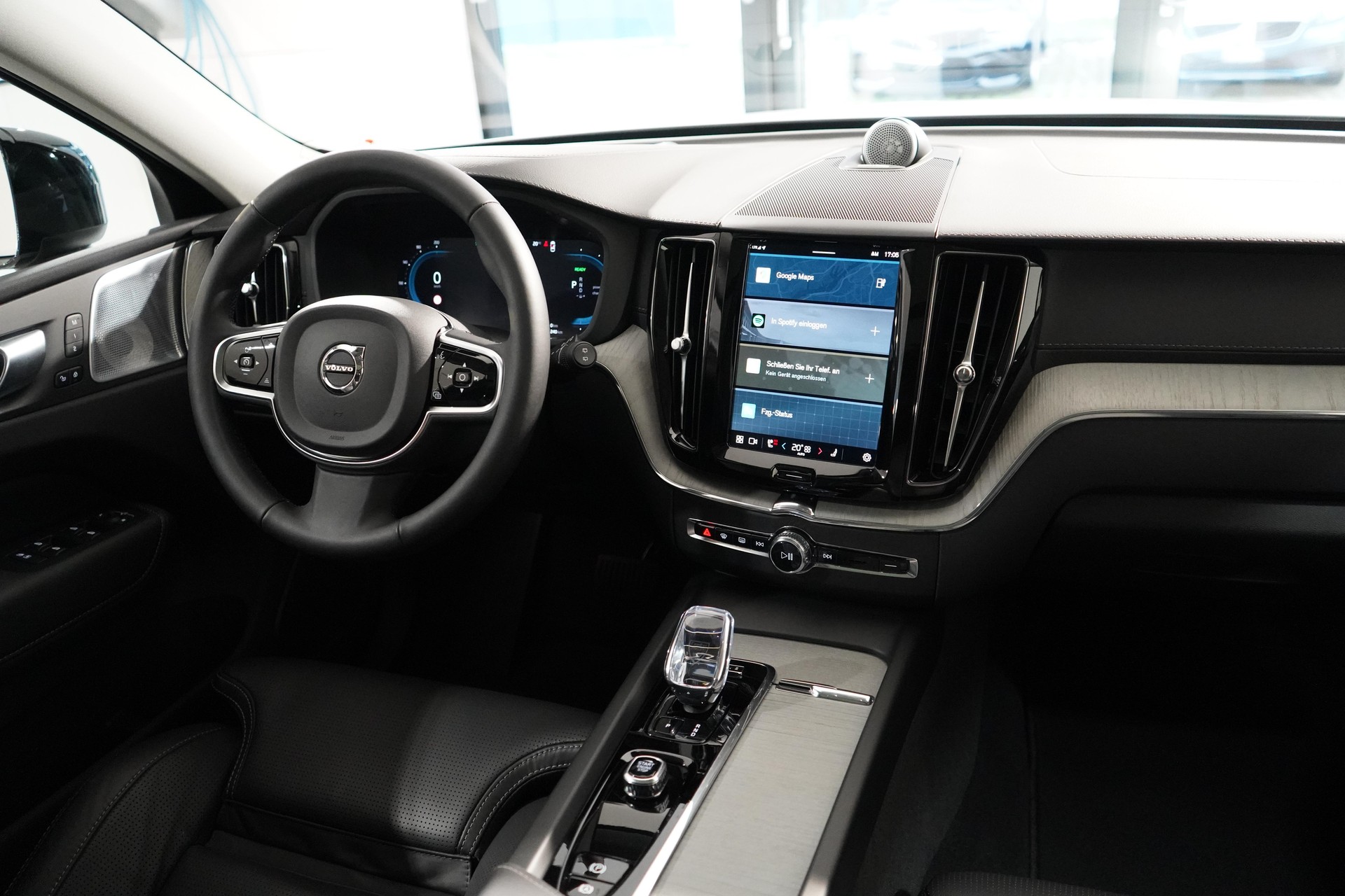 VOLVO XC60 2.0 T8 TE XCLUSIVE Ultra Dark eAWD-image-8