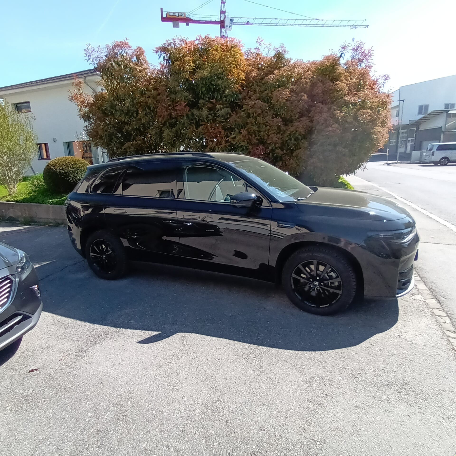 LEAPMOTOR C10 82kWh AWD-image-0