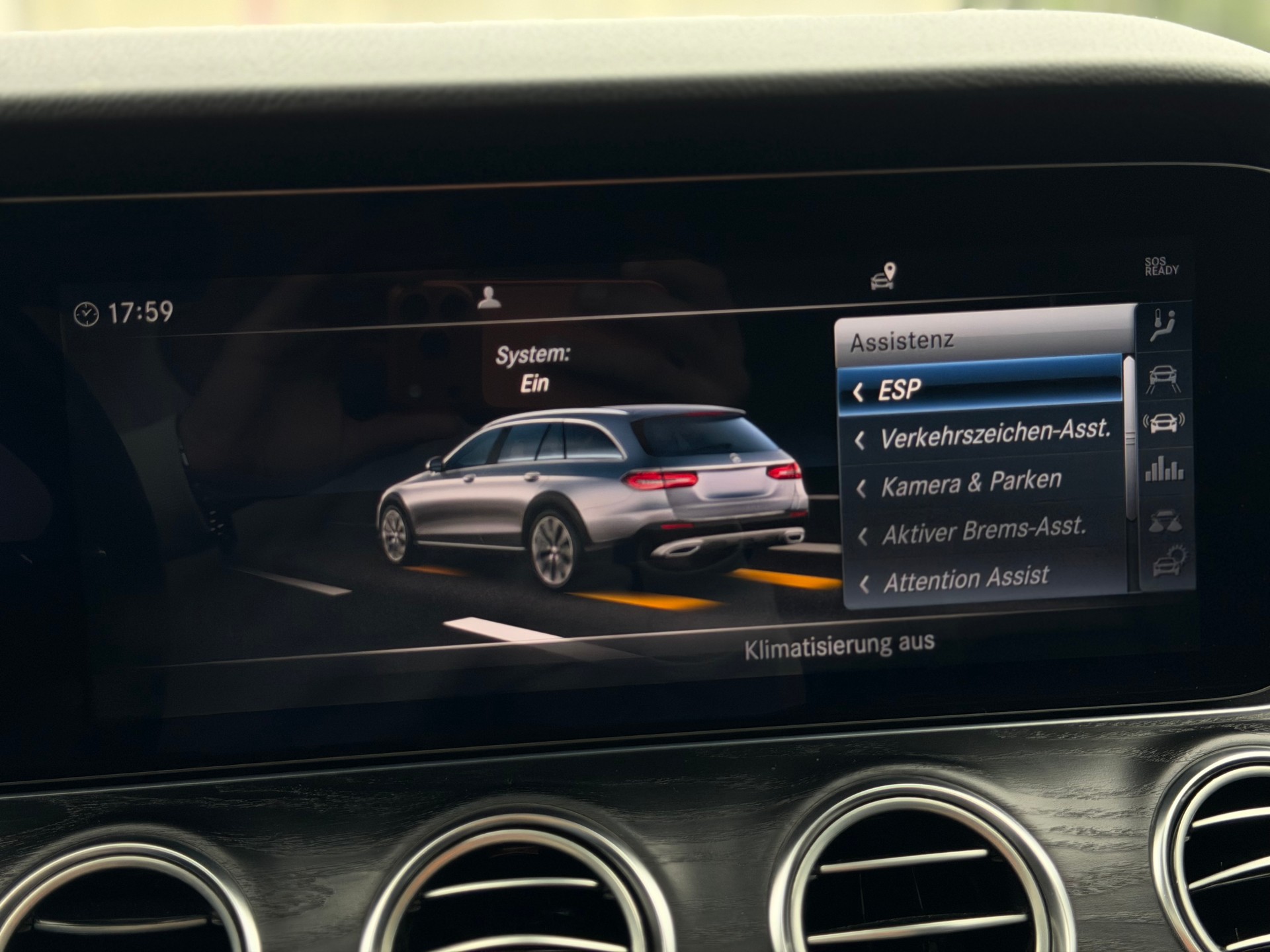 MERCEDES-BENZ E 220 d All-Terrain AHK 2.1T Avantgarde 4Matic 9G-Tronic-image-22