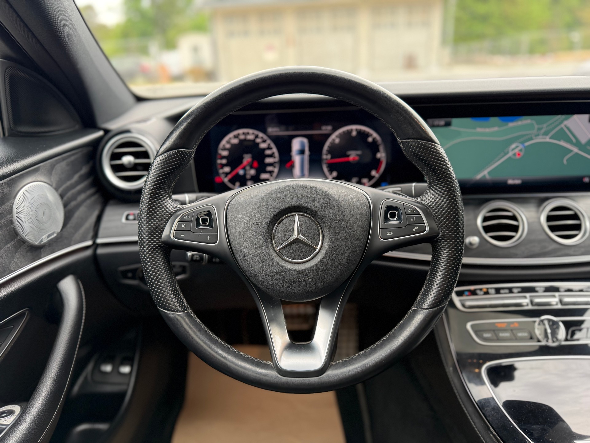 MERCEDES-BENZ E 220 d All-Terrain AHK 2.1T Avantgarde 4Matic 9G-Tronic-image-15