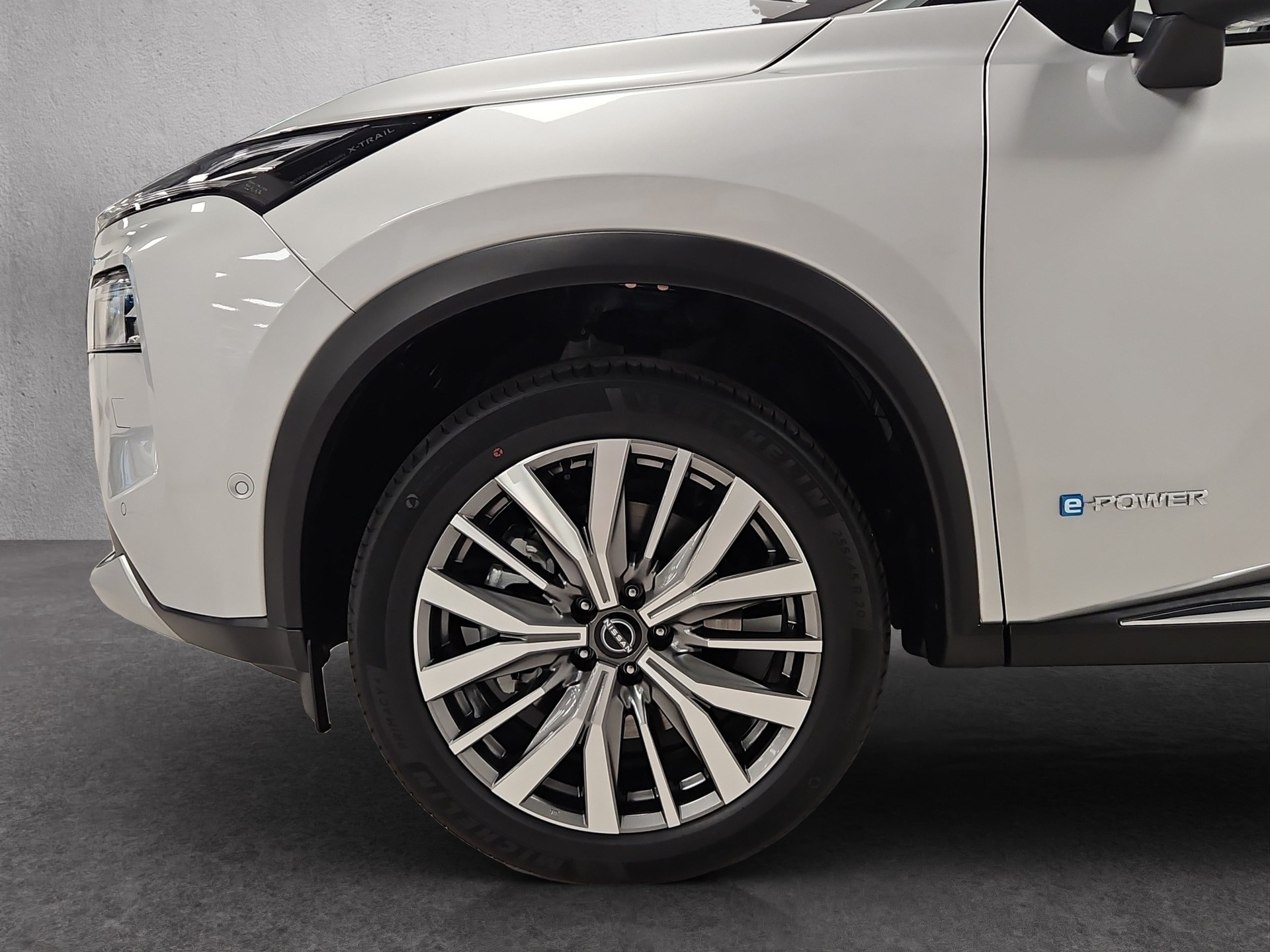 NISSAN X-Trail 1.5 e-Power Hybrid 4WD Tekna+-image-23