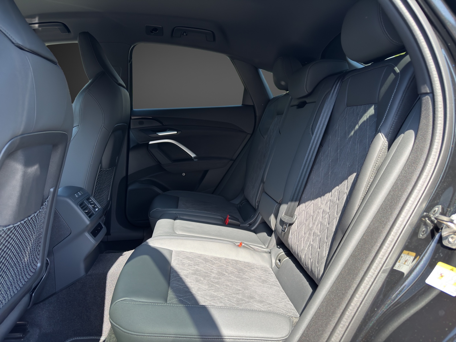 AUDI Q5 Sportback e-hybrid quattro 270 kW S-tronic-image-8