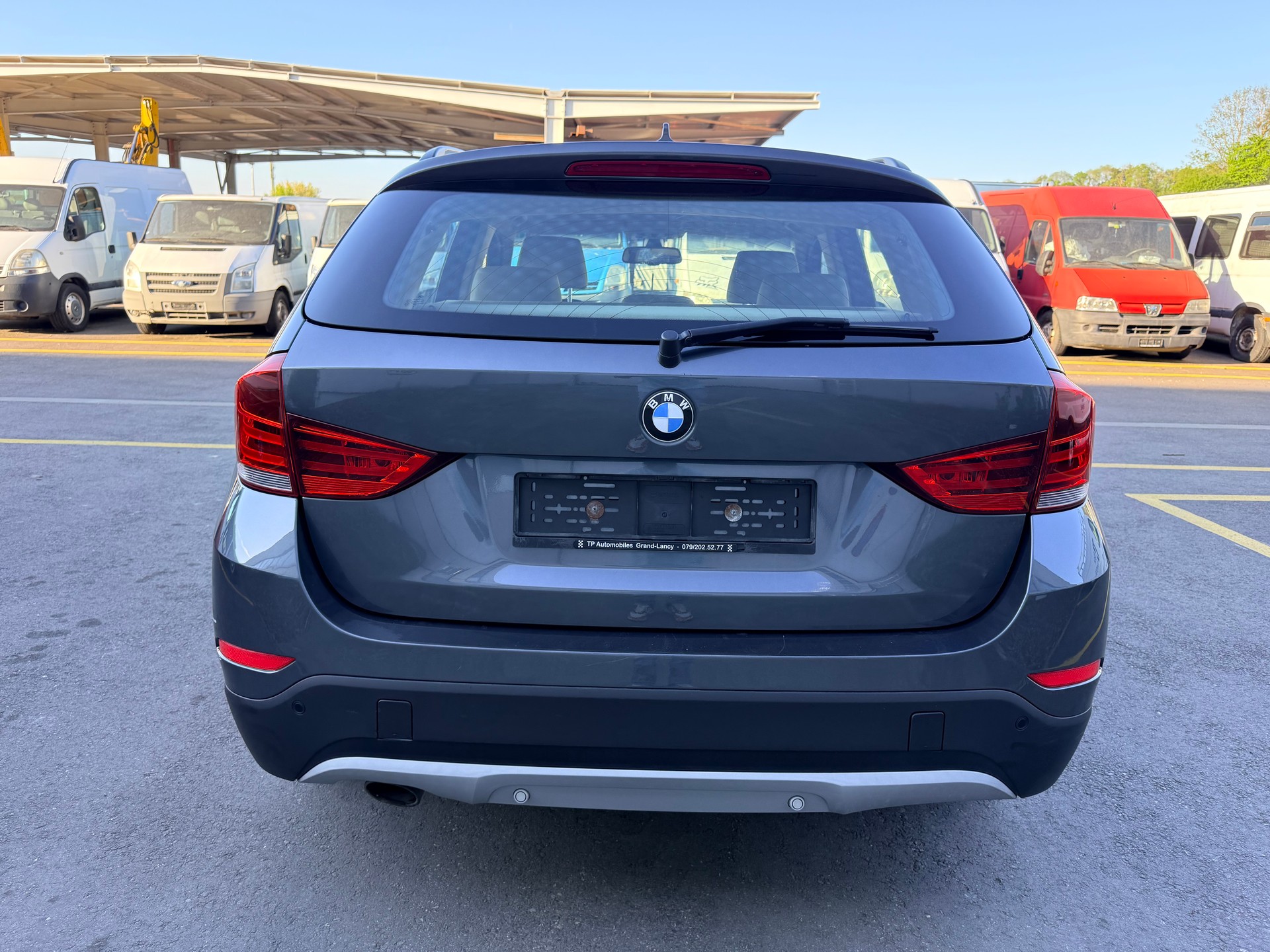 BMW X1 xDrive 20d Sport Line Steptronic-image-12