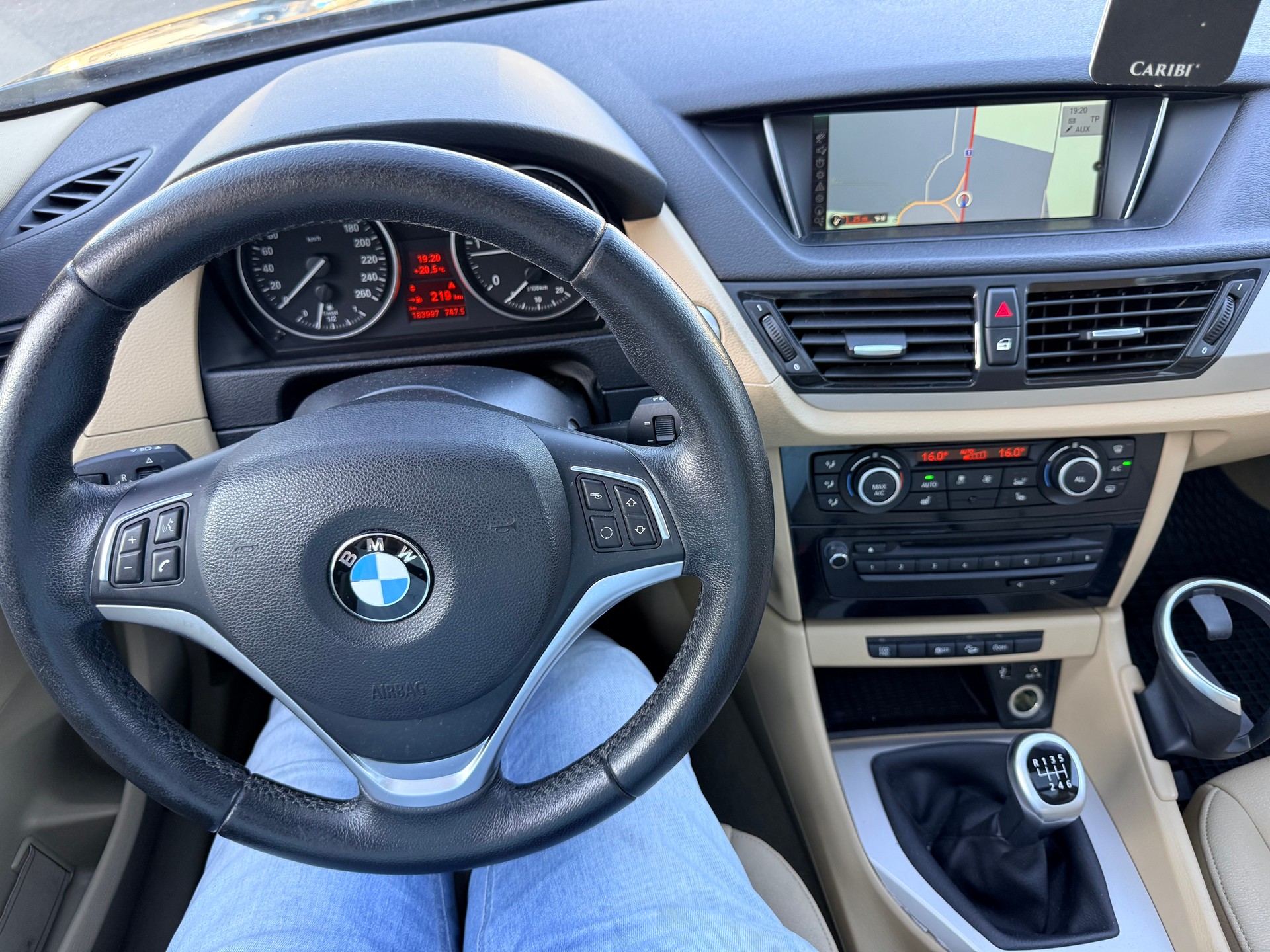BMW X1 xDrive 20d Sport Line Steptronic-image-15