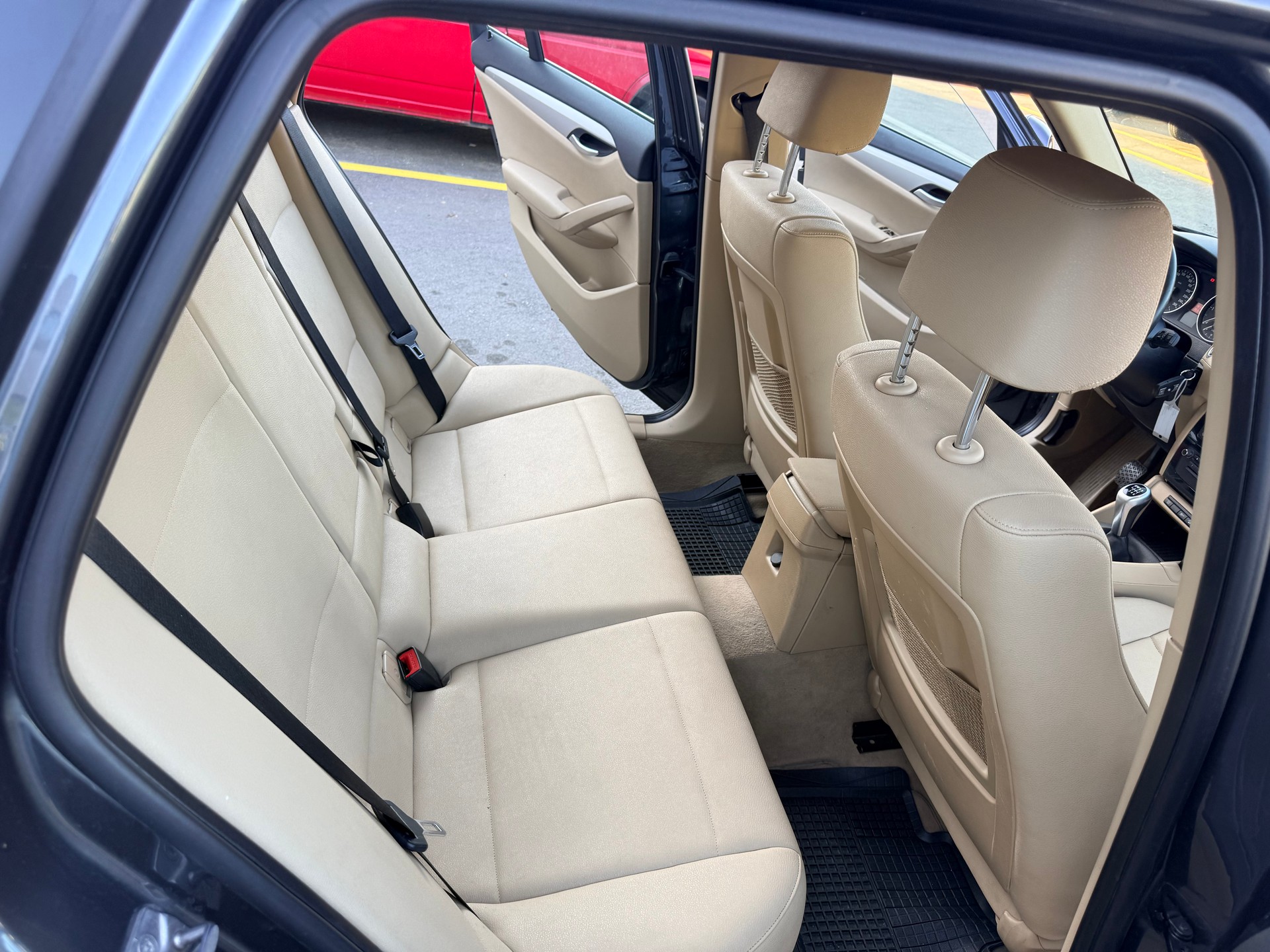 BMW X1 xDrive 20d Sport Line Steptronic-image-11