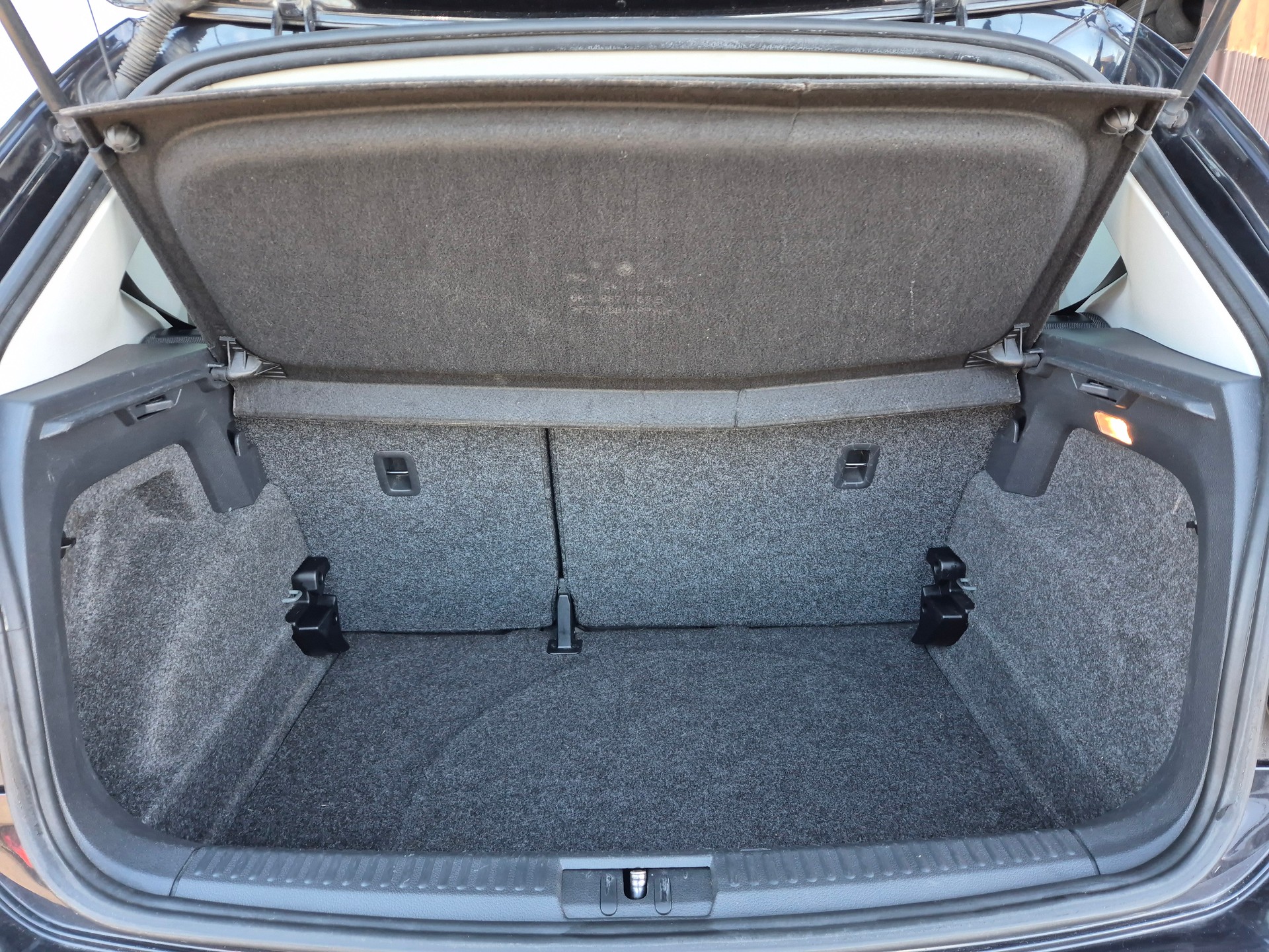VW Polo 1.2 TSI Comfortline-image-7