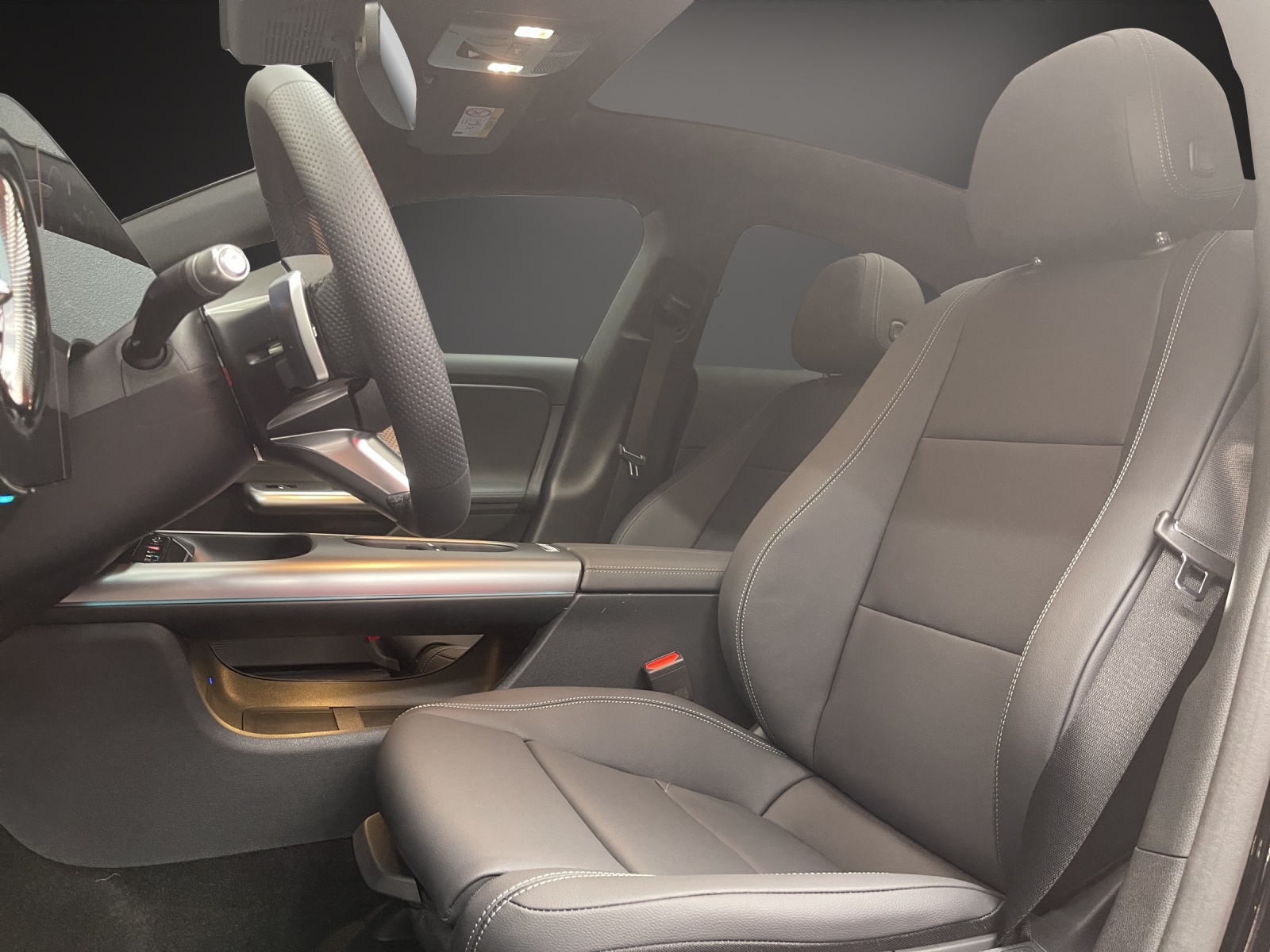 MERCEDES-BENZ CLA 250+ with EQ Technology-image-9