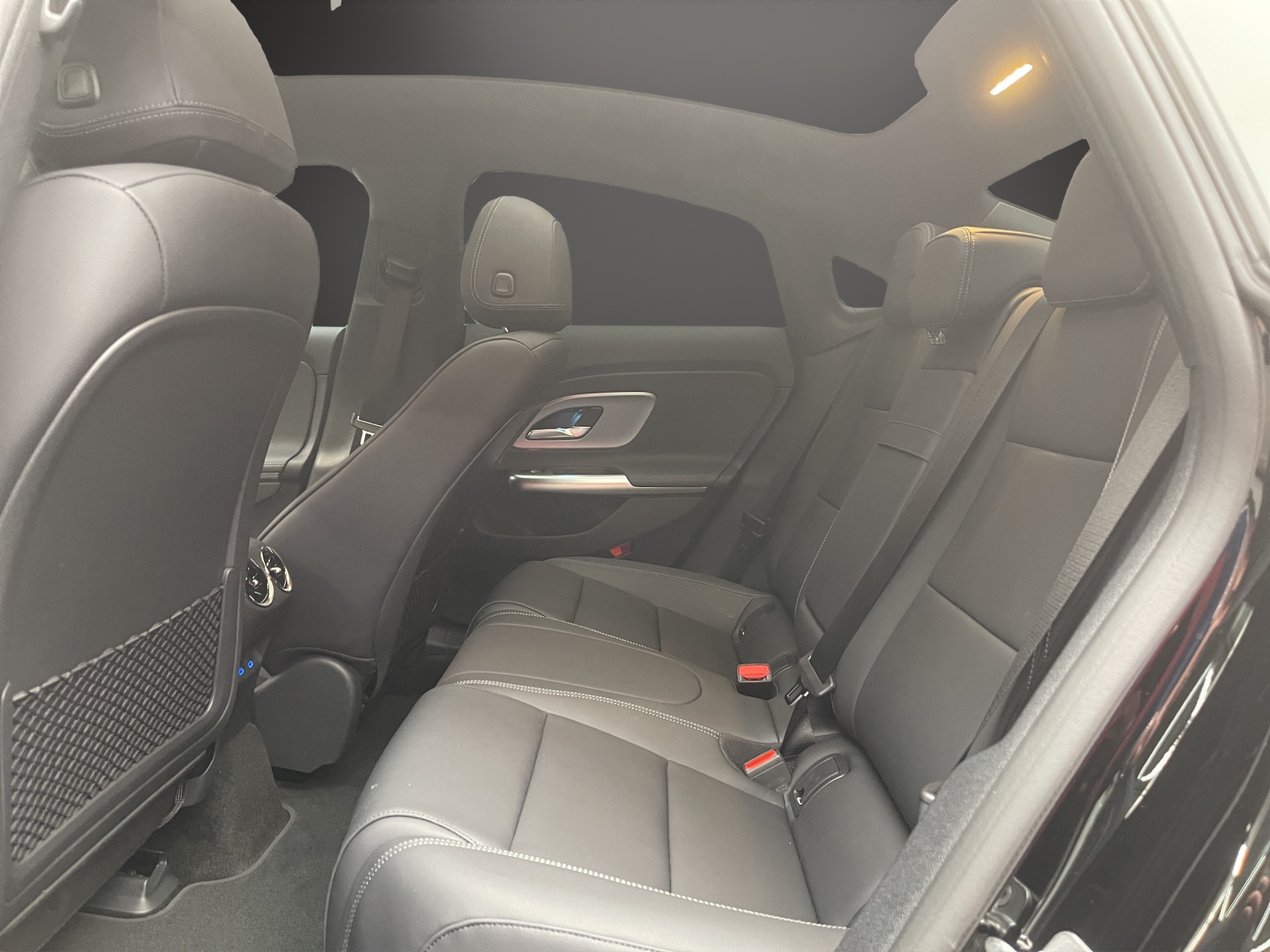 MERCEDES-BENZ CLA 250+ with EQ Technology-image-10