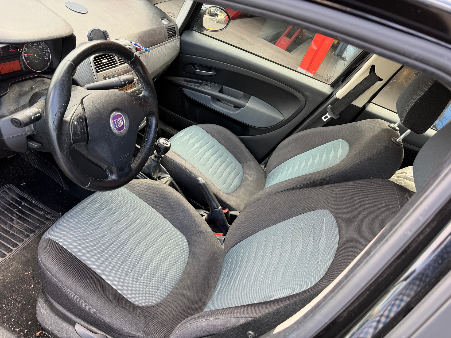 FIAT Punto 1.4 Dynamic-image-6