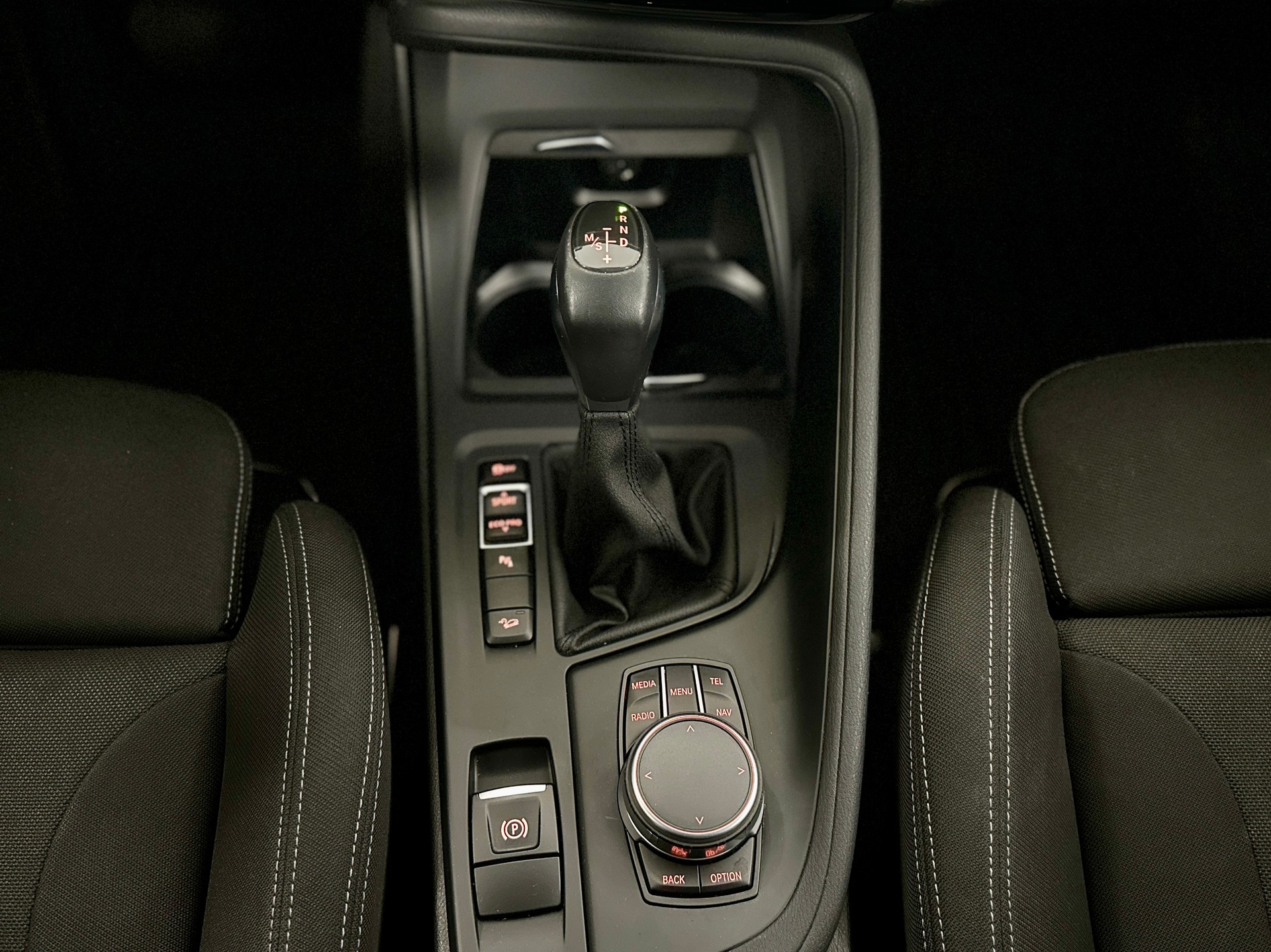 BMW X1 xDrive 20d Steptronic-image-19