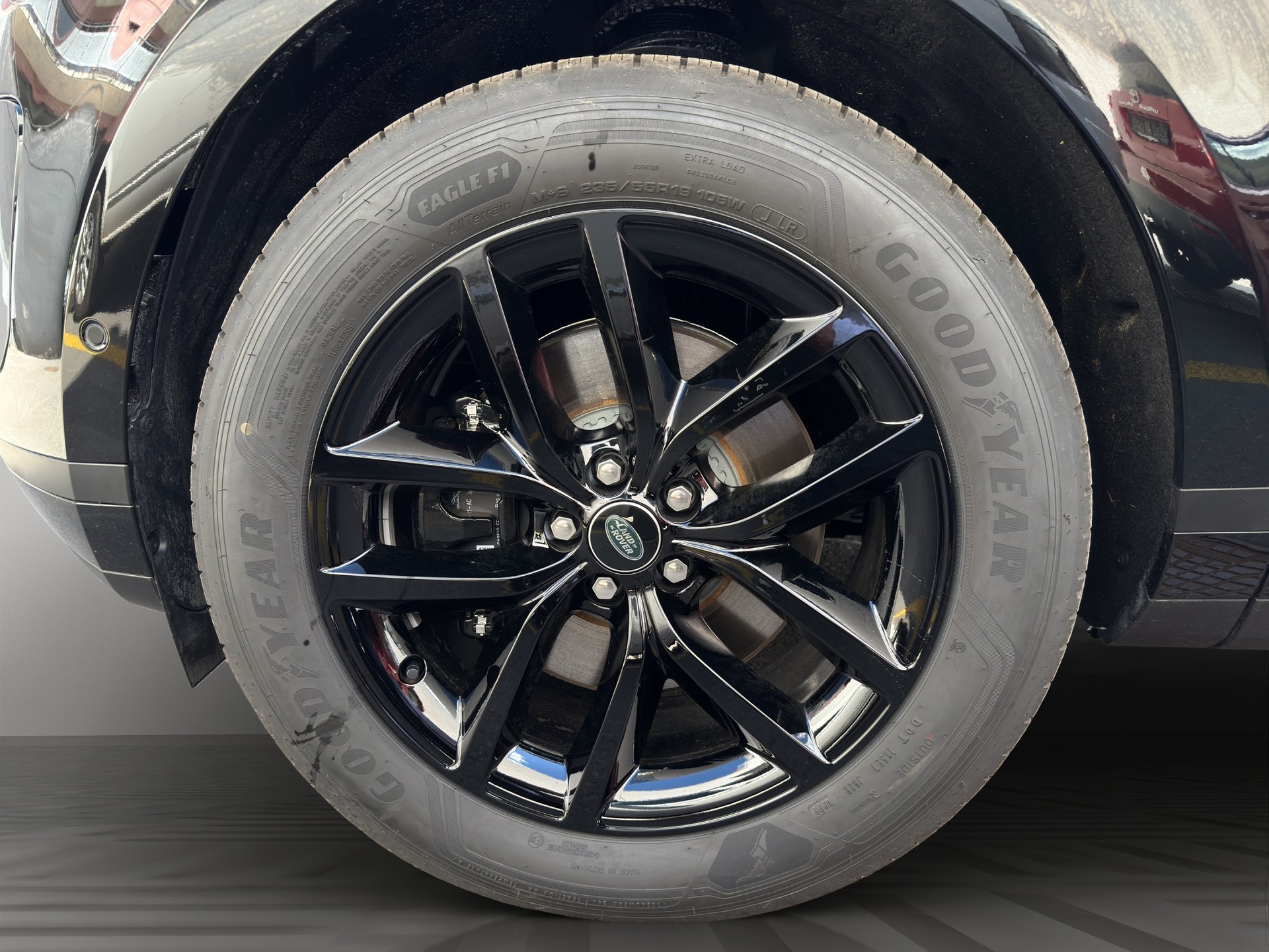 LAND ROVER Range Rover Evoque 1.5 T 270e S-image-17