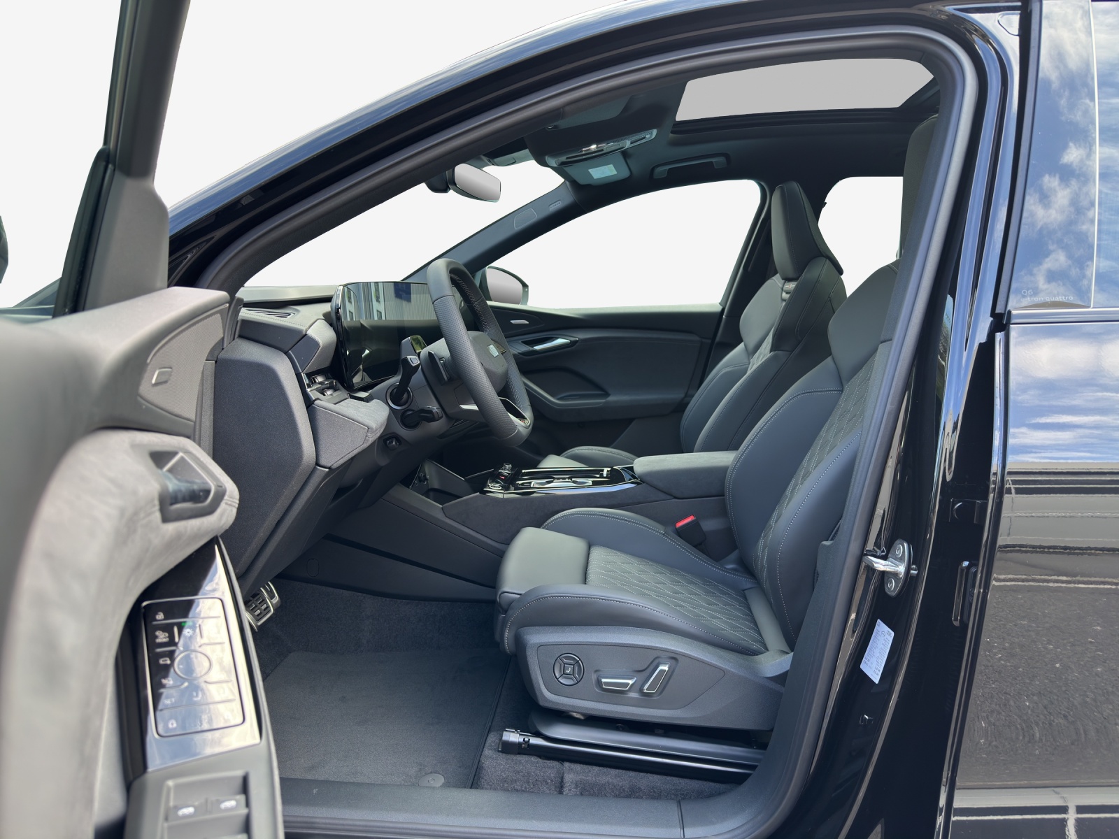 AUDI Q6 e-tron quattro-image-7