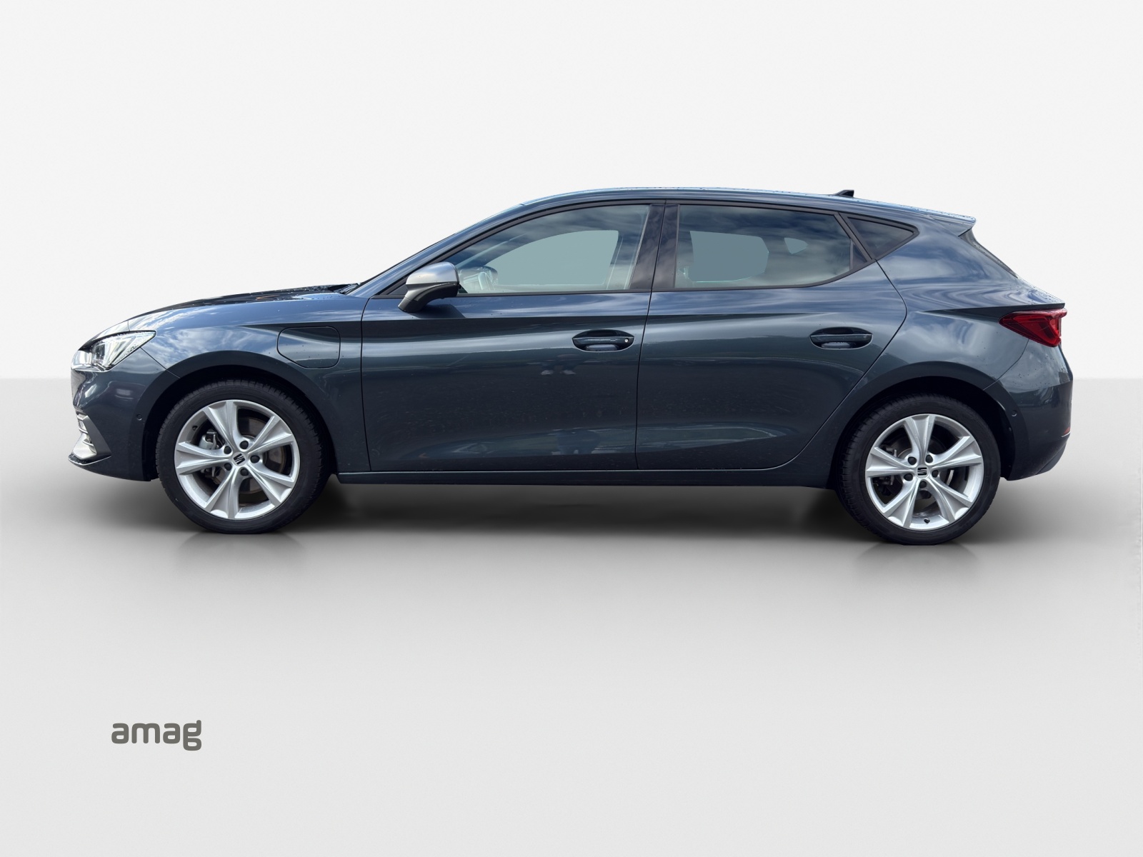 SEAT Leon 1.5 eHybrid pHEV DSG FR-showroom-element-1