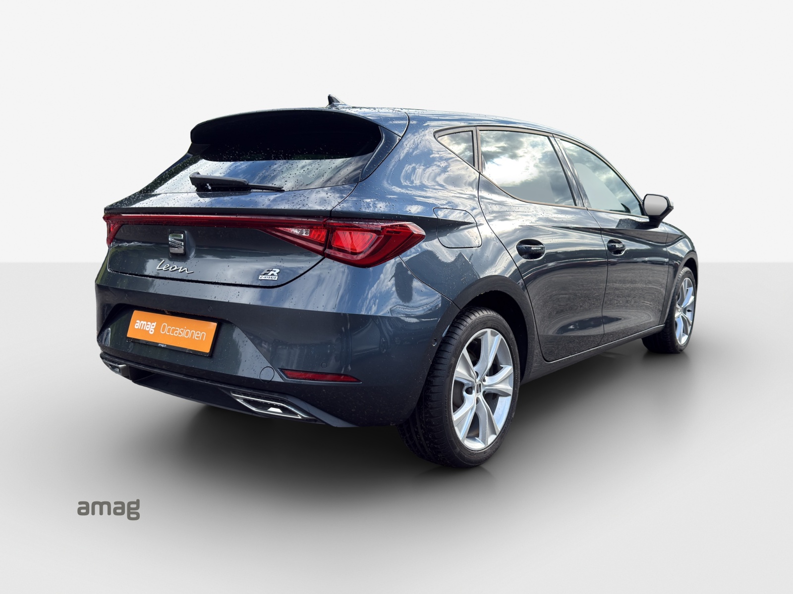 SEAT Leon 1.5 eHybrid pHEV DSG FR-image-4