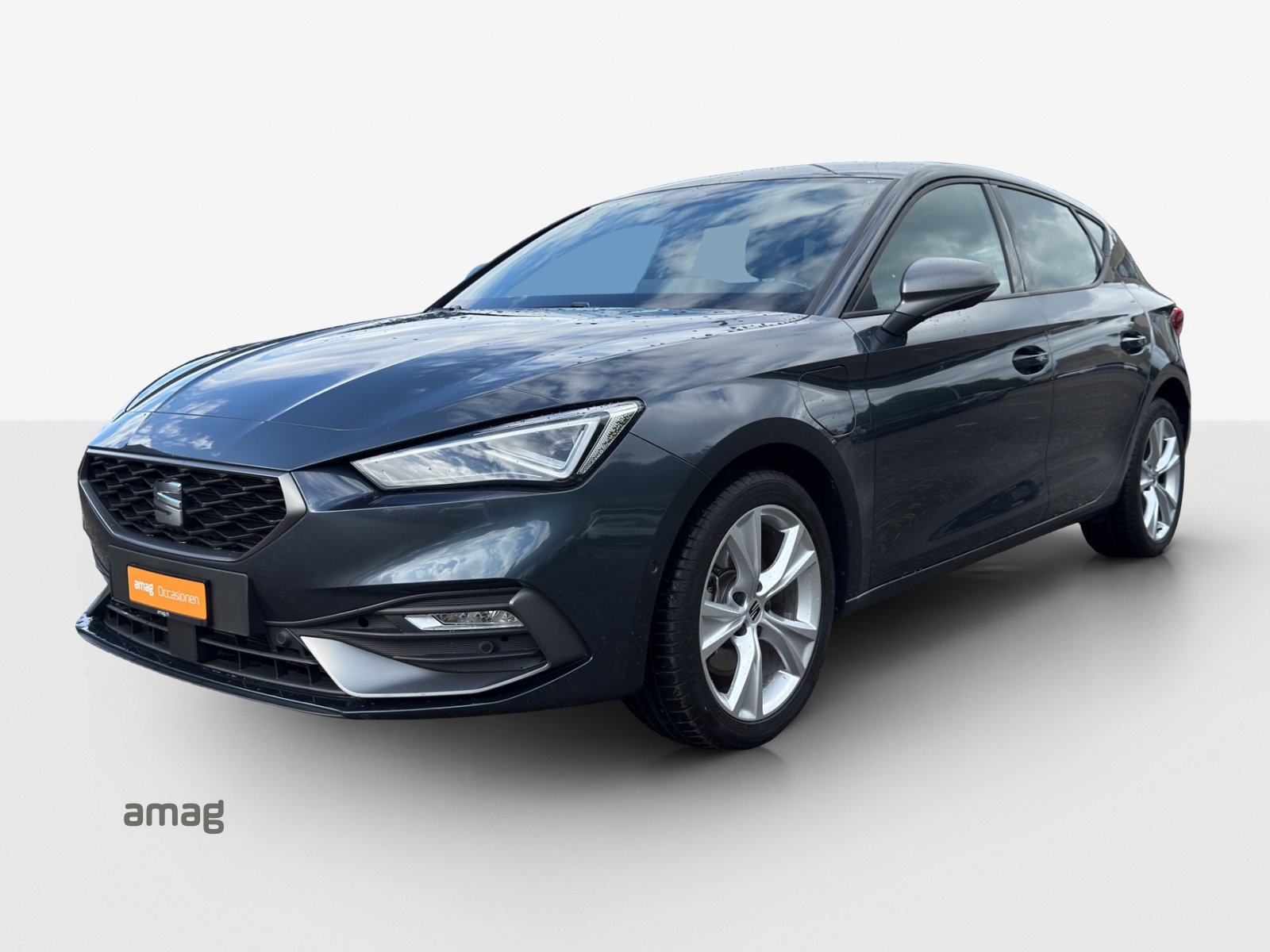 SEAT Leon 1.5 eHybrid pHEV DSG FR-image-0