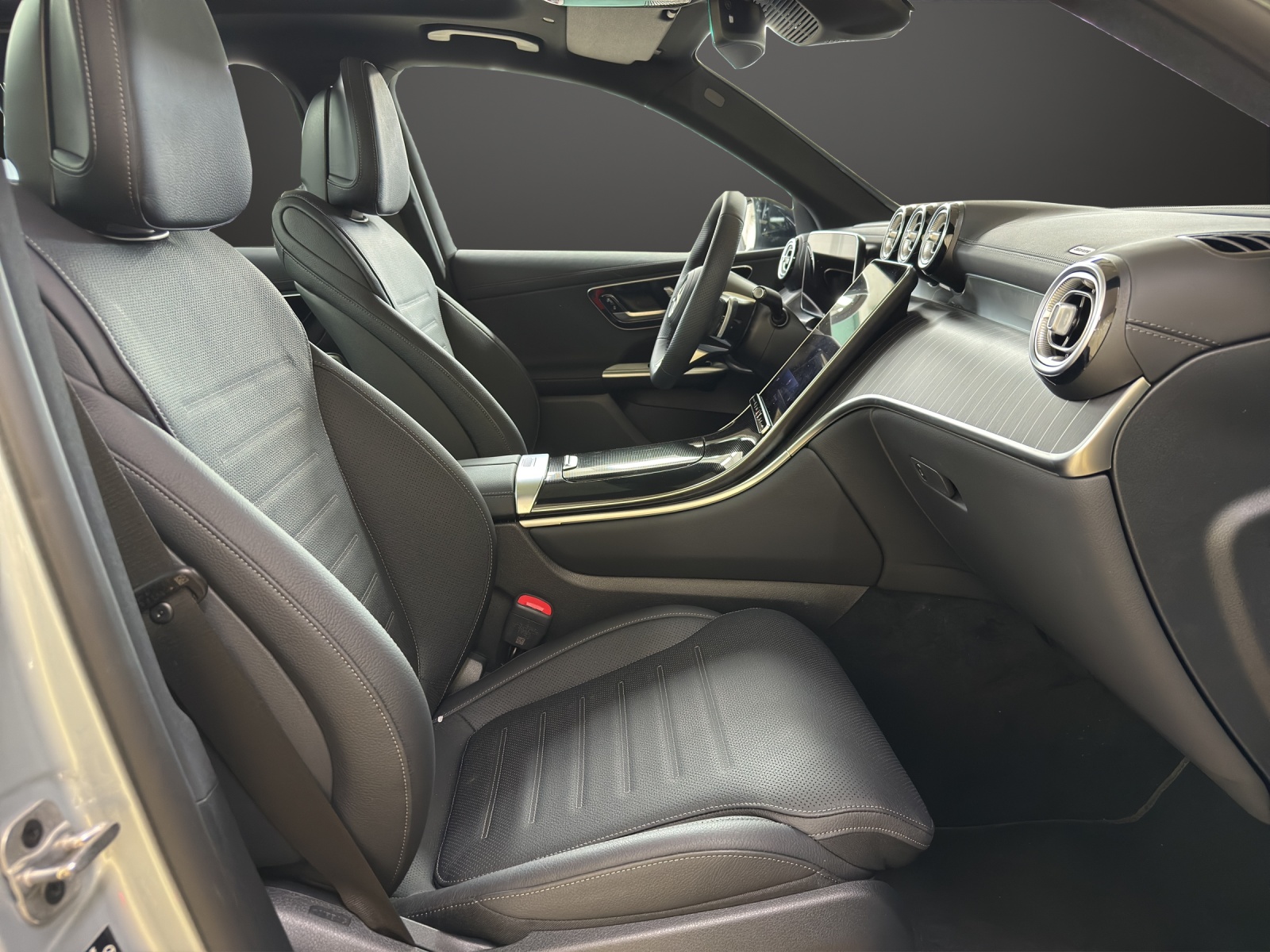 MERCEDES-BENZ GLC 300 d 4Matic 9G-Tronic-image-11