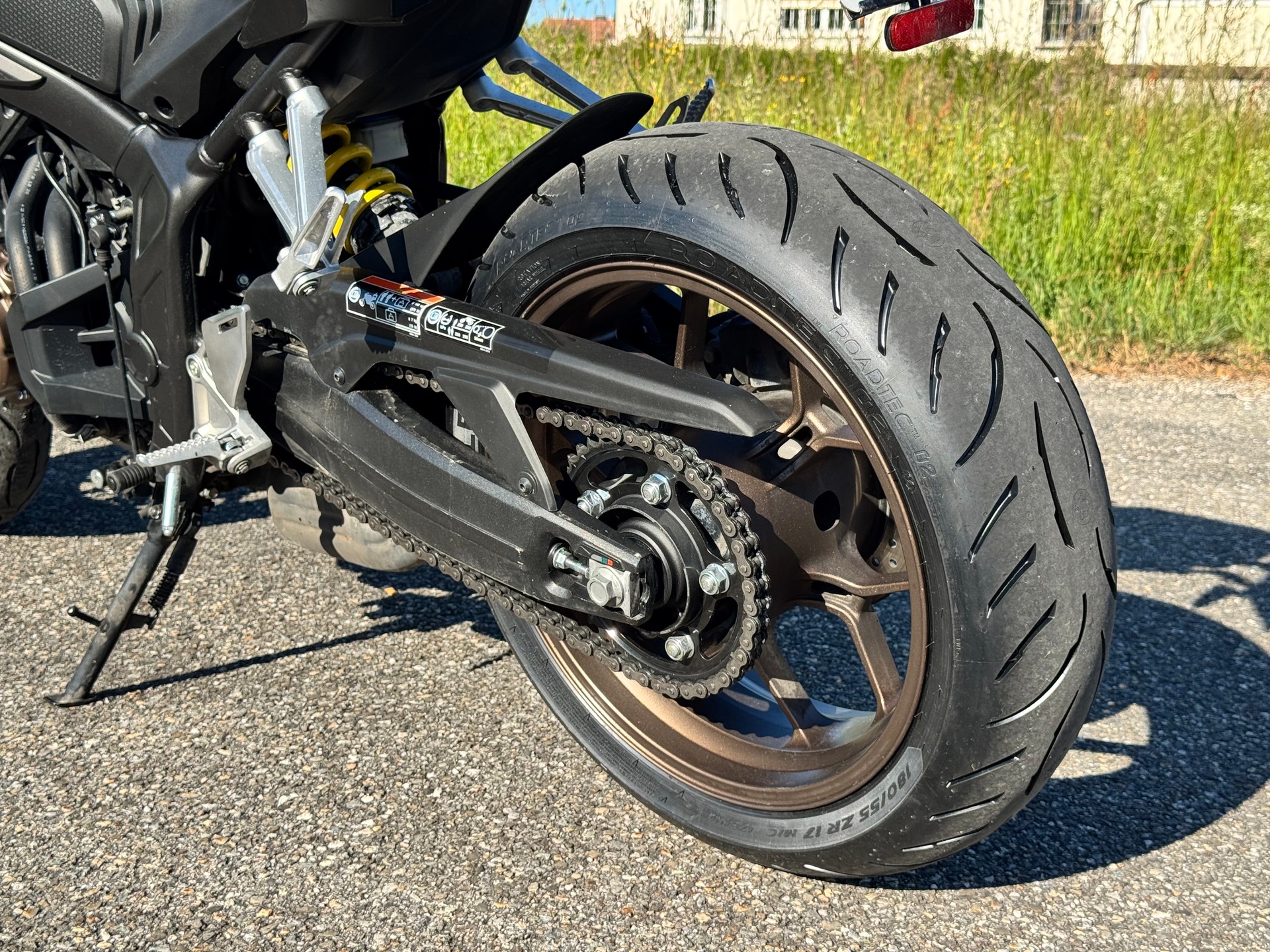 HONDA CB 650 R-image-11