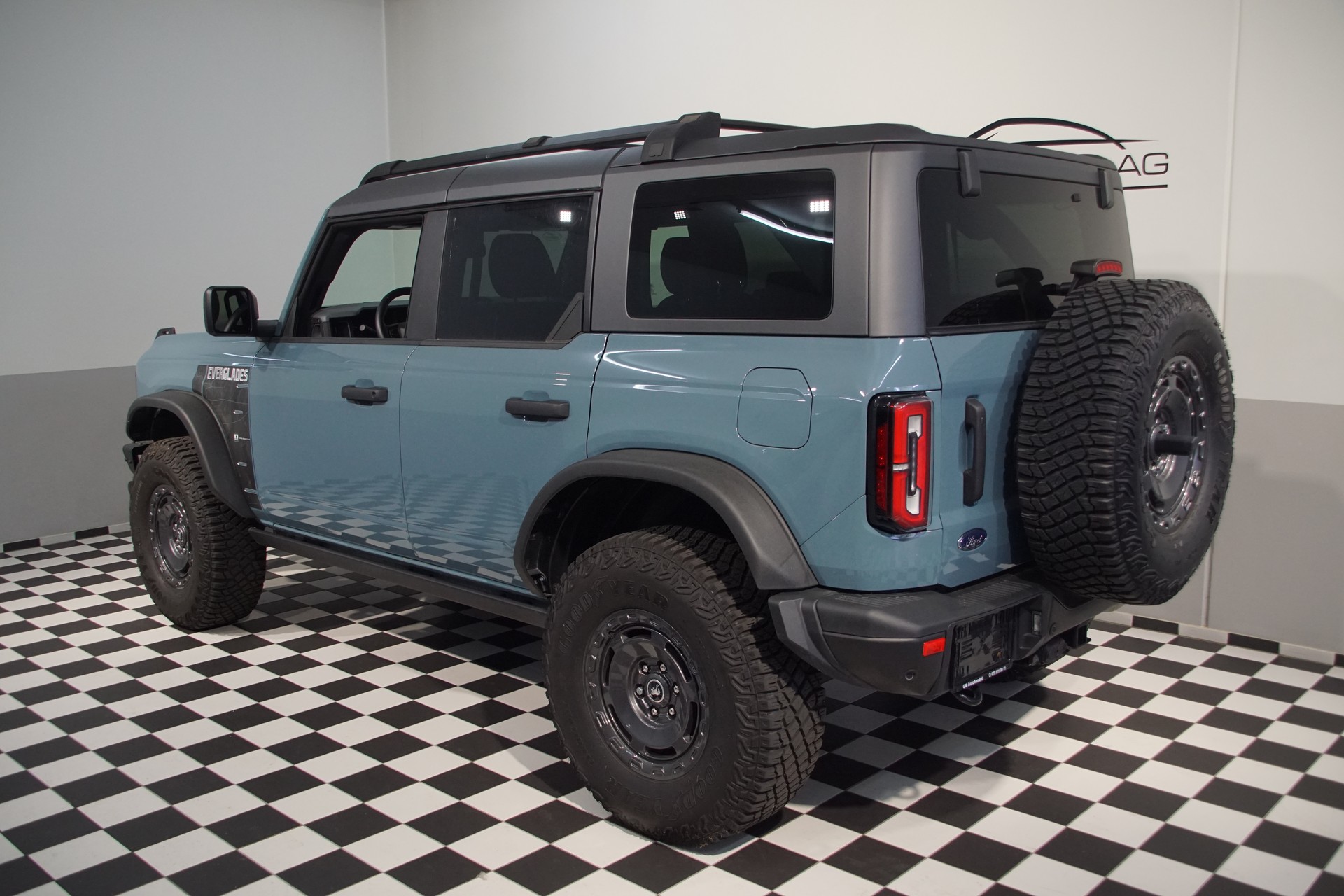 FORD Bronco 2.3 Everglades-image-8
