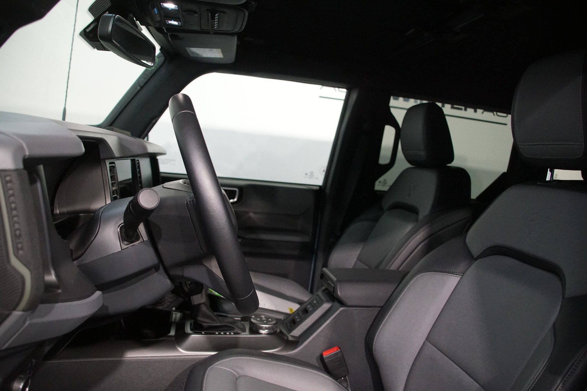 FORD Bronco 2.3 Everglades-image-13