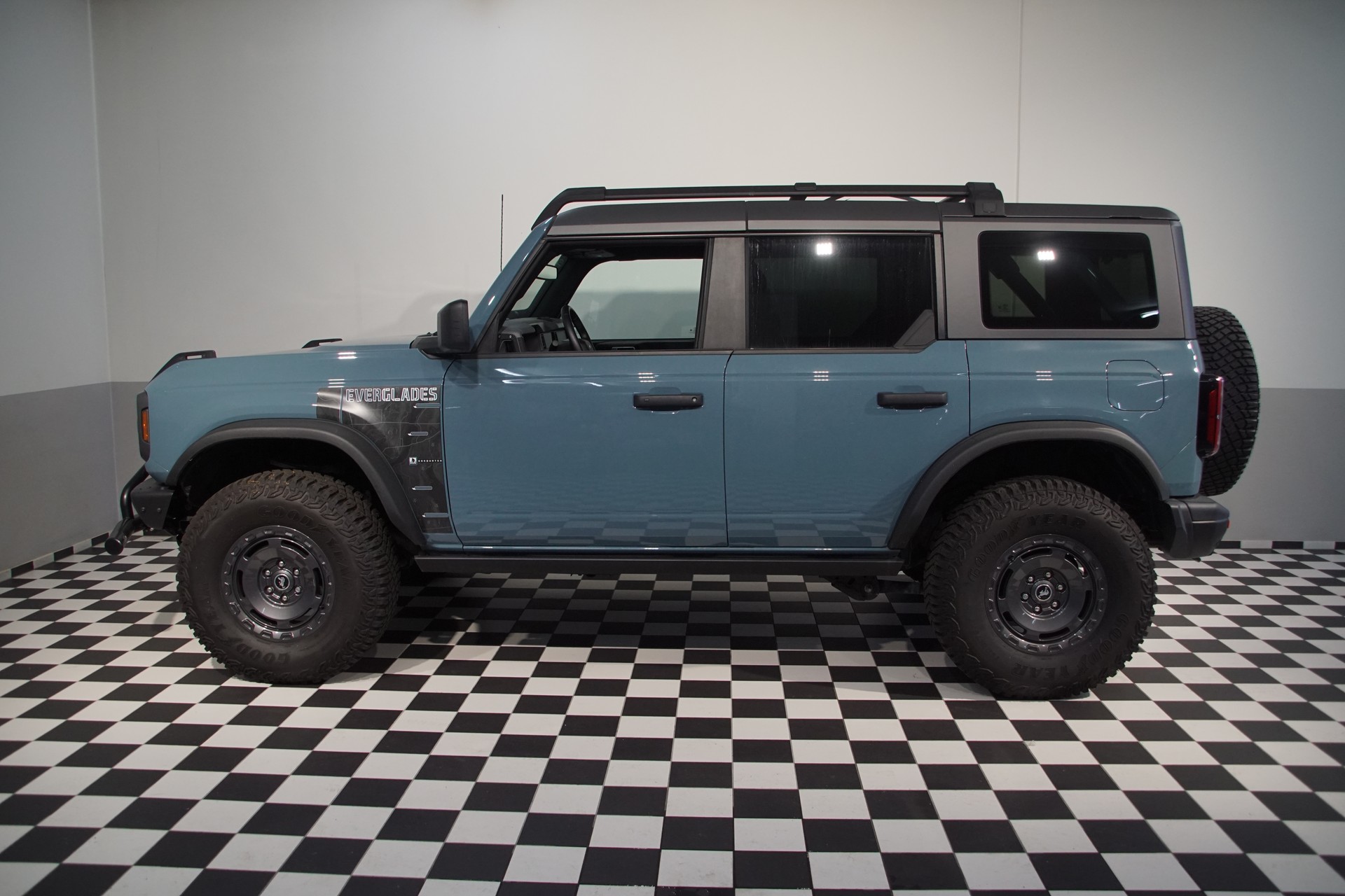 FORD Bronco 2.3 Everglades-image-6