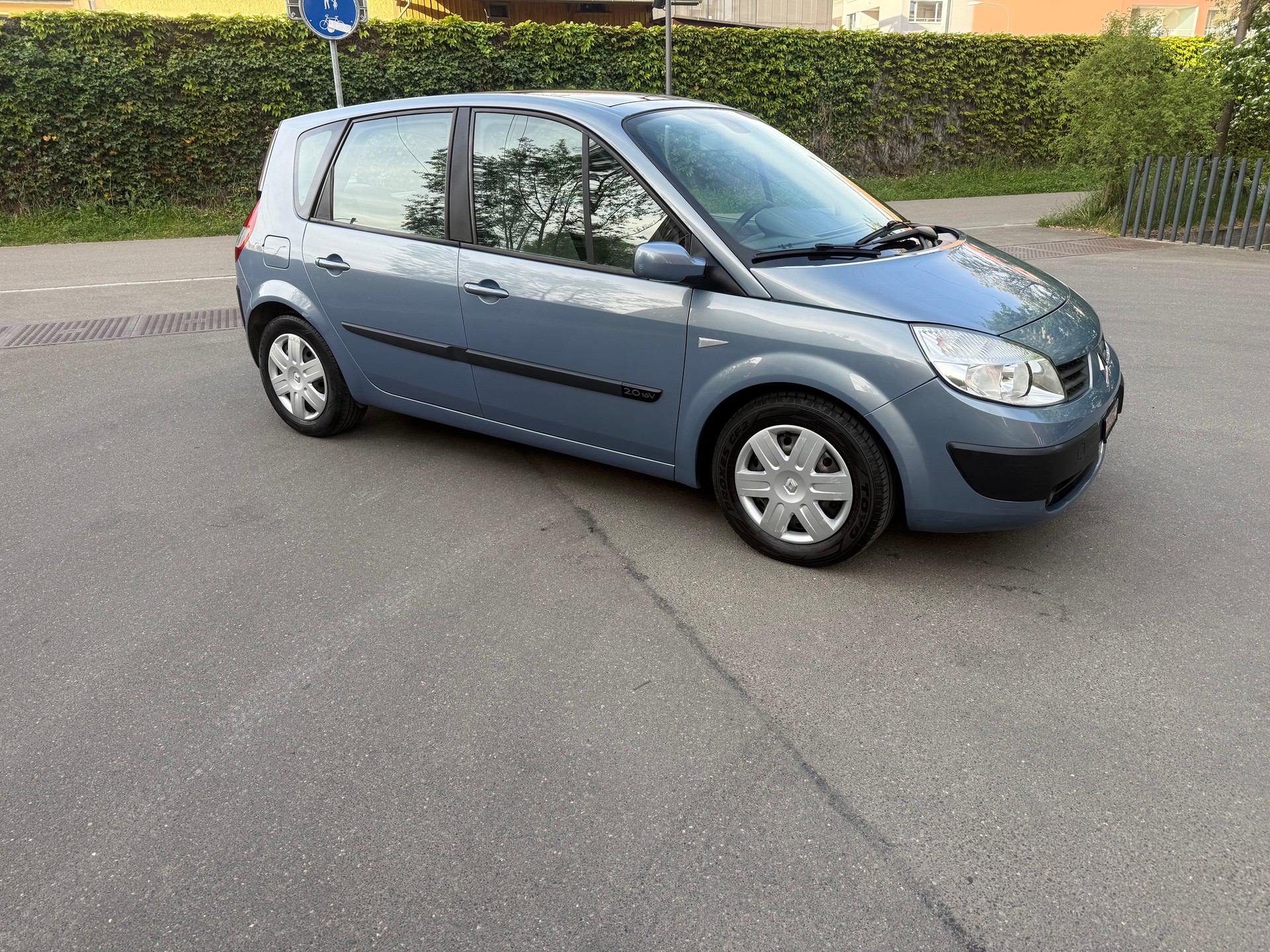 RENAULT Scénic 2.0 16V Fairway-image-4