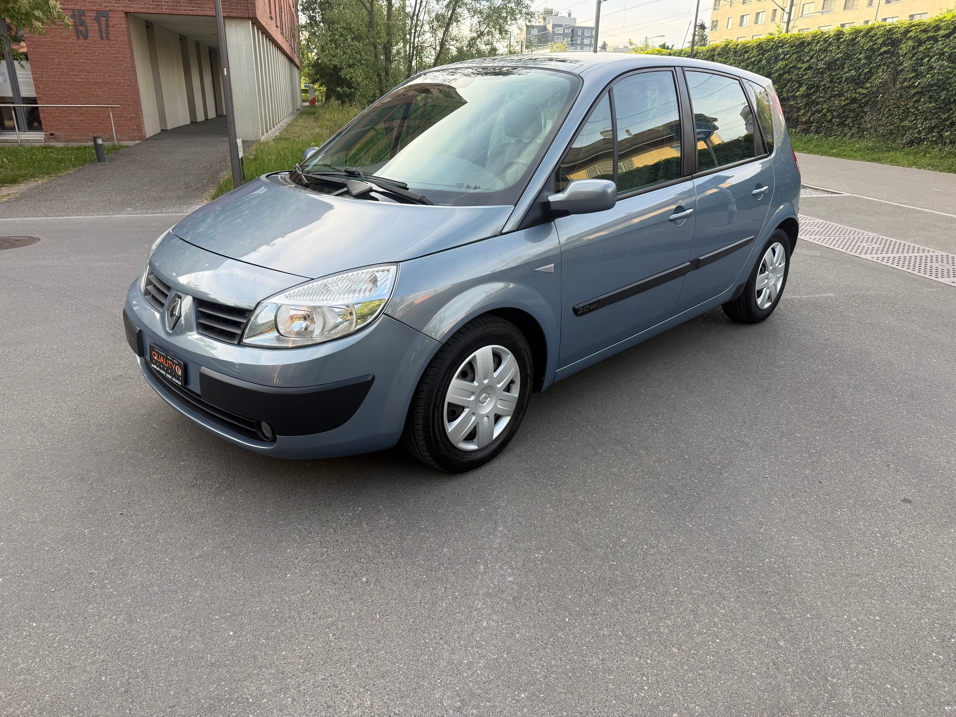 RENAULT Scénic 2.0 16V Fairway-image-13