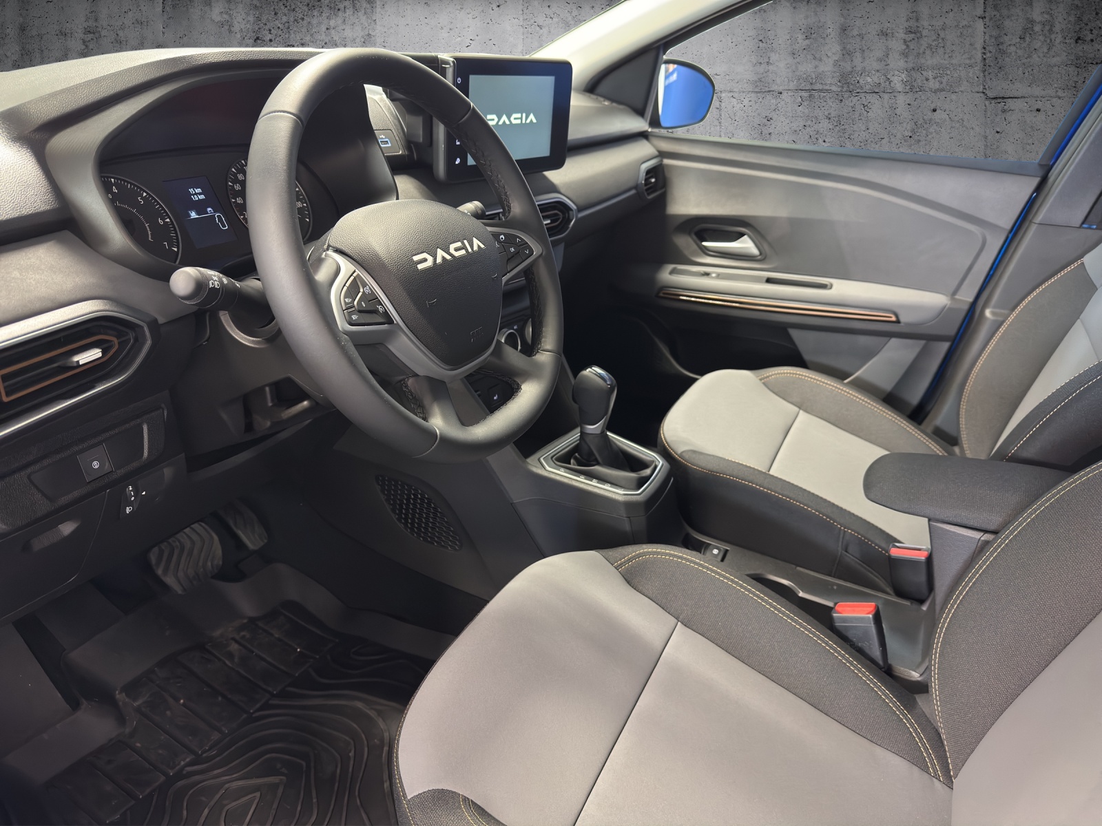 DACIA Sandero Stepway TCe 90 Extreme+ CVT-showroom-element-1
