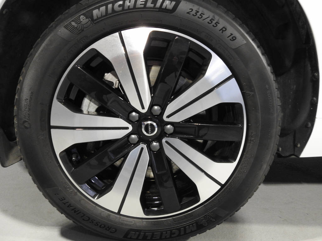 VOLVO XC60 2.0 T6 TE Plus Dark eAWD-image-11