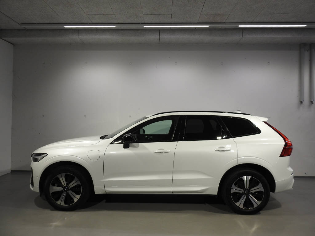 VOLVO XC60 2.0 T6 TE Plus Dark eAWD-image-2