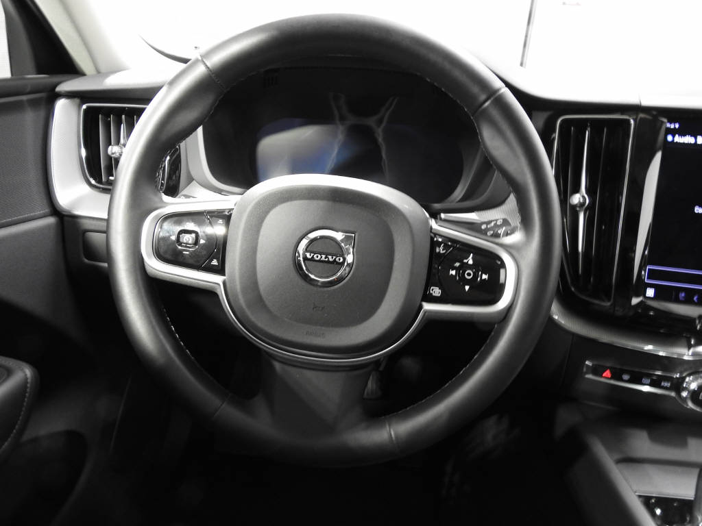 VOLVO XC60 2.0 T6 TE Plus Dark eAWD-image-5