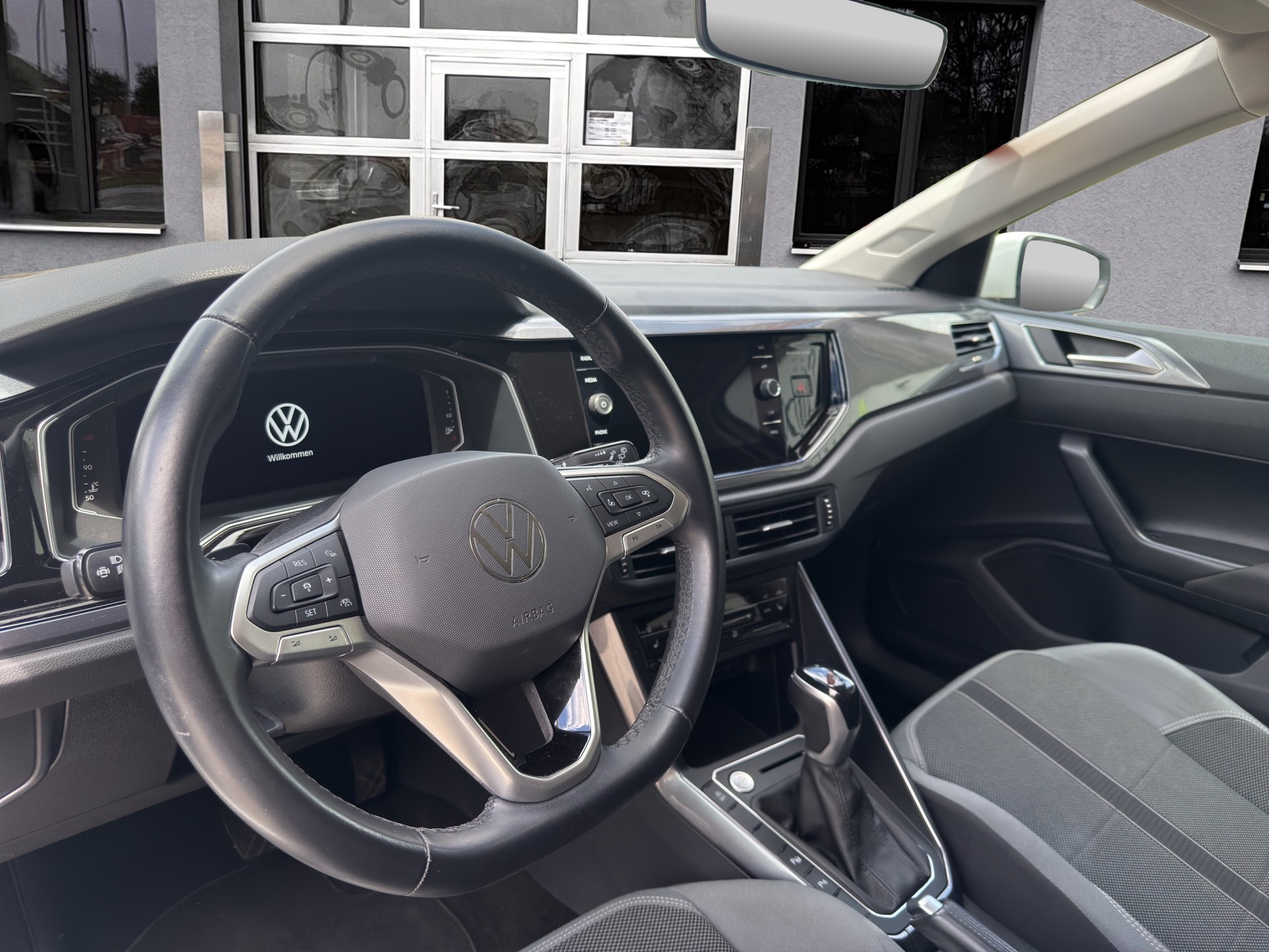 VW Polo 1.0 TSI Style DSG-image-12