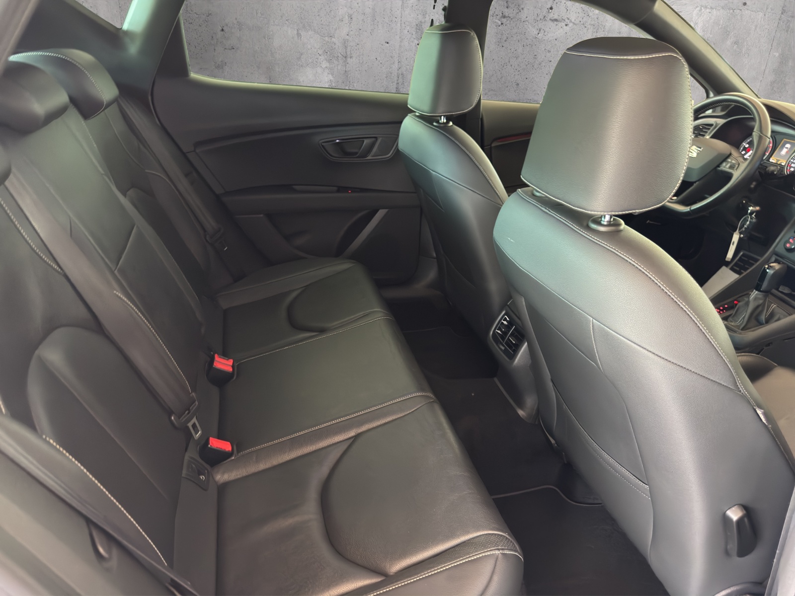 SEAT Leon 2.0 TSI Cupra 280 DSG-image-15