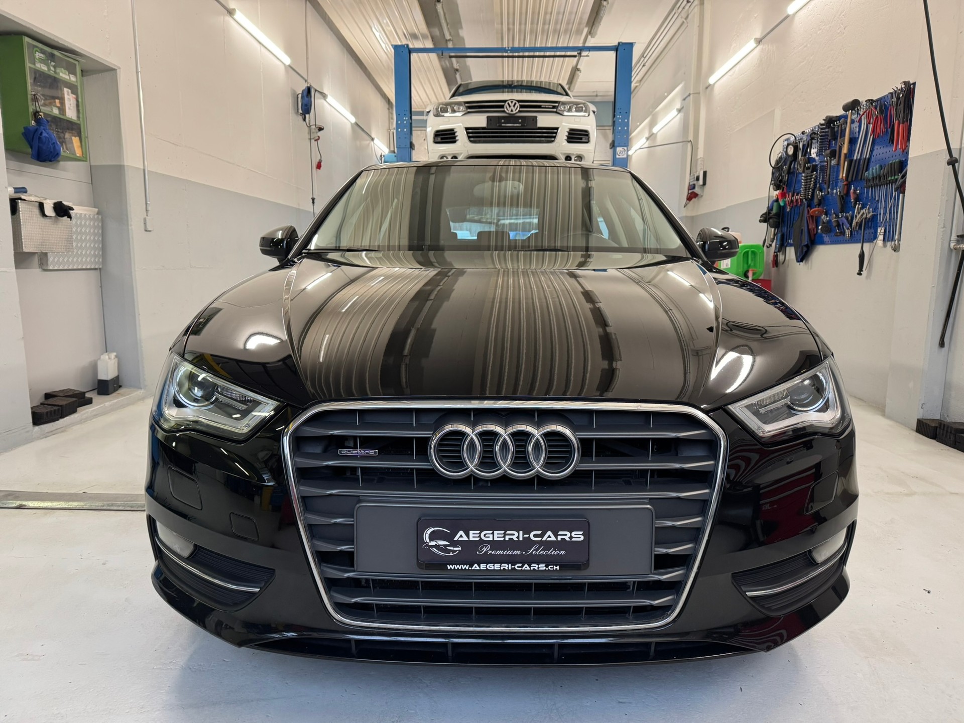 AUDI A3 Sportback 2.0 TDI Attraction quattro-image-1