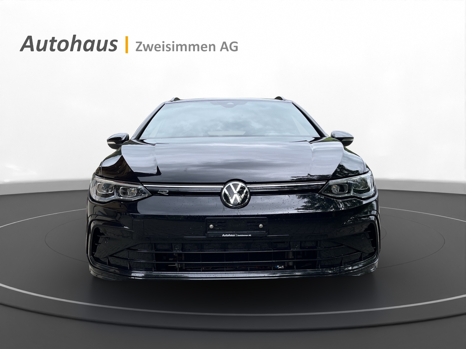 VW Golf Variant 2.0 TDI R-Line DSG 4Motion-image-3