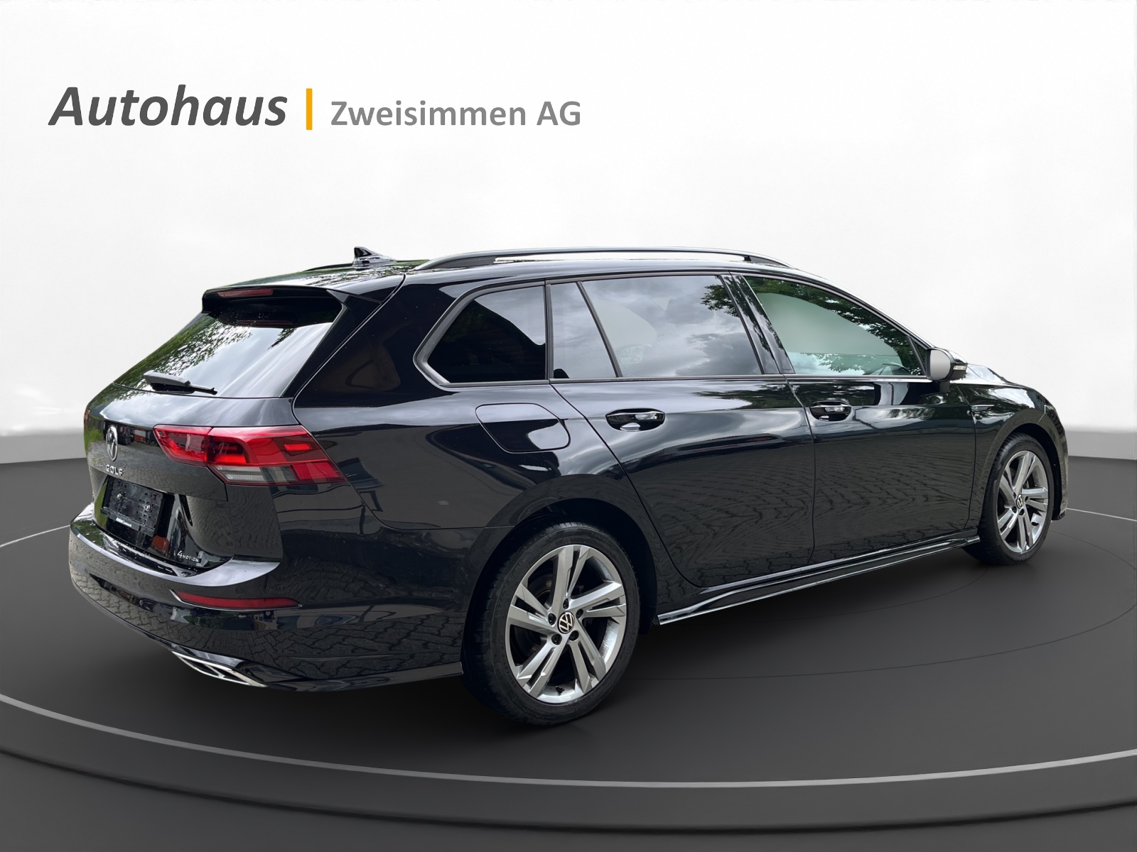 VW Golf Variant 2.0 TDI R-Line DSG 4Motion-image-5