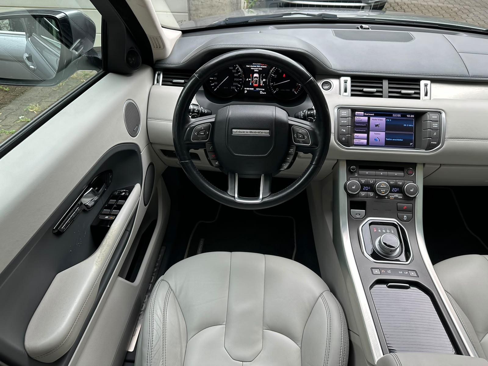 LAND ROVER Range Rover Evoque 2.0 Si4 Prestige AT6-image-18