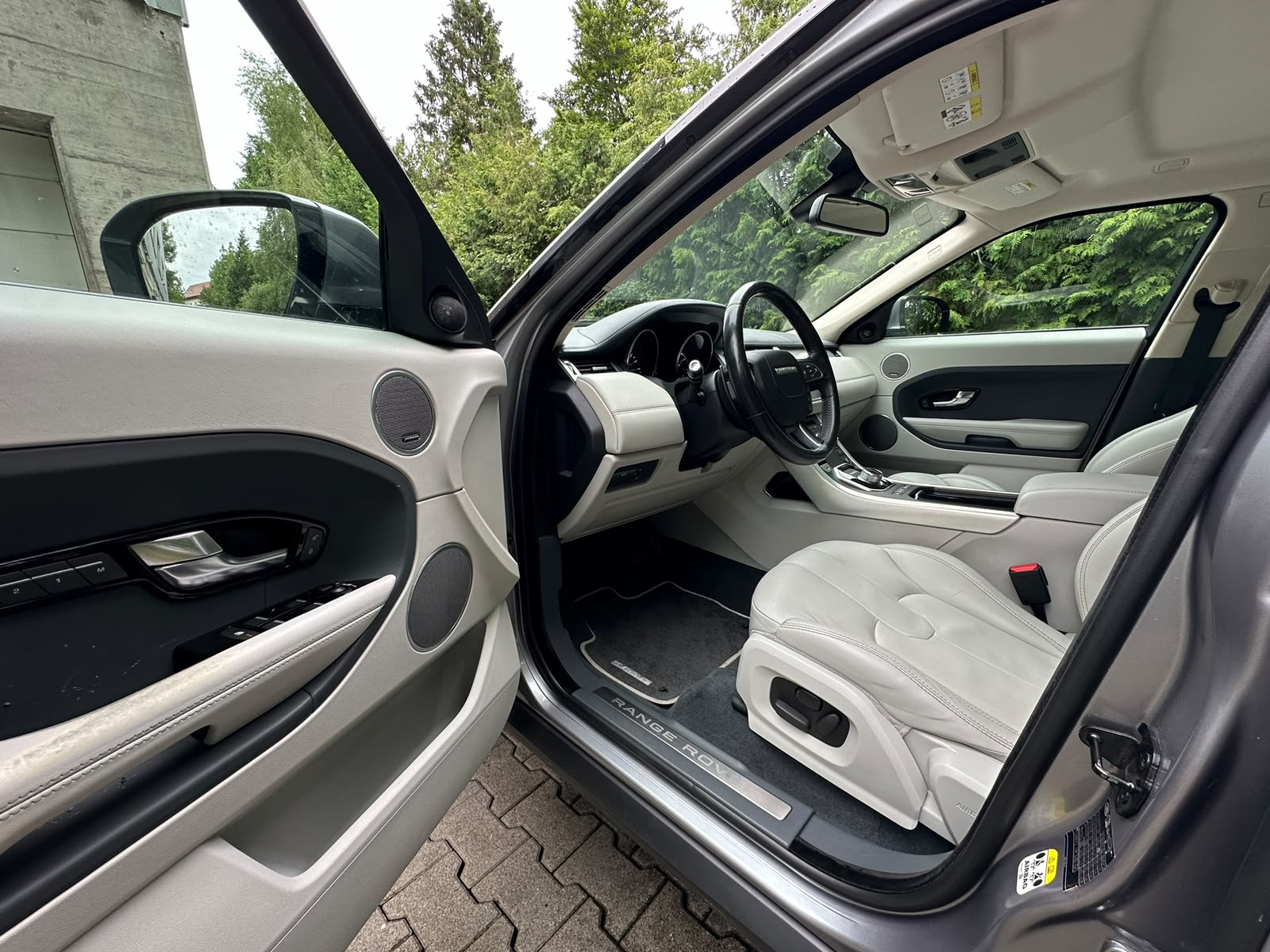 LAND ROVER Range Rover Evoque 2.0 Si4 Prestige AT6-image-8