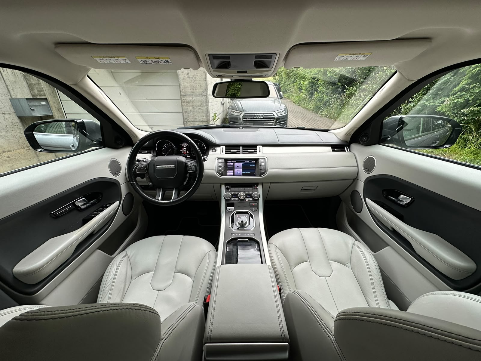 LAND ROVER Range Rover Evoque 2.0 Si4 Prestige AT6-image-17