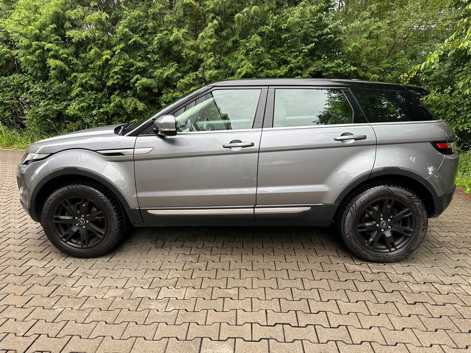 LAND ROVER Range Rover Evoque 2.0 Si4 Prestige AT6-image-1