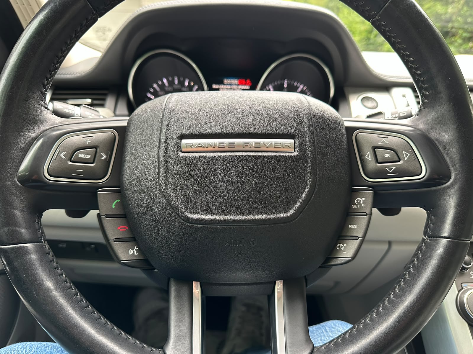 LAND ROVER Range Rover Evoque 2.0 Si4 Prestige AT6-image-21